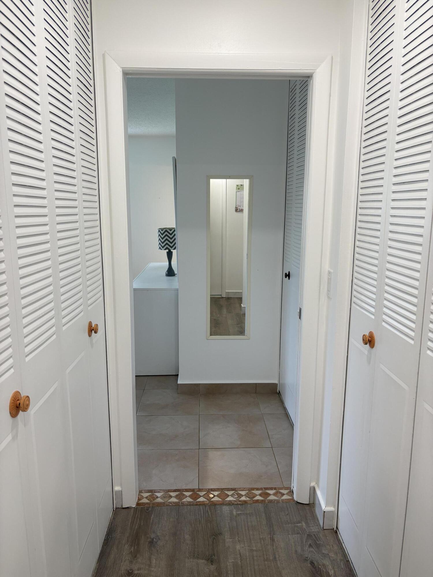 2522 Emory Drive E A Property Photo 5