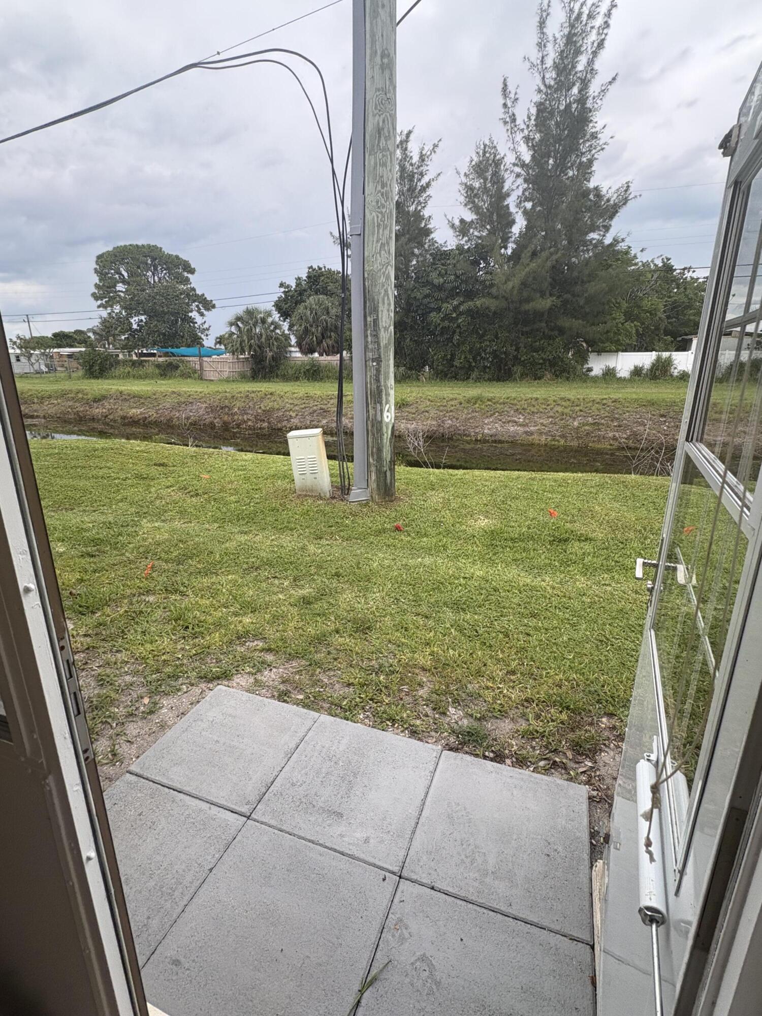 2522 Emory Drive E A Property Photo 12