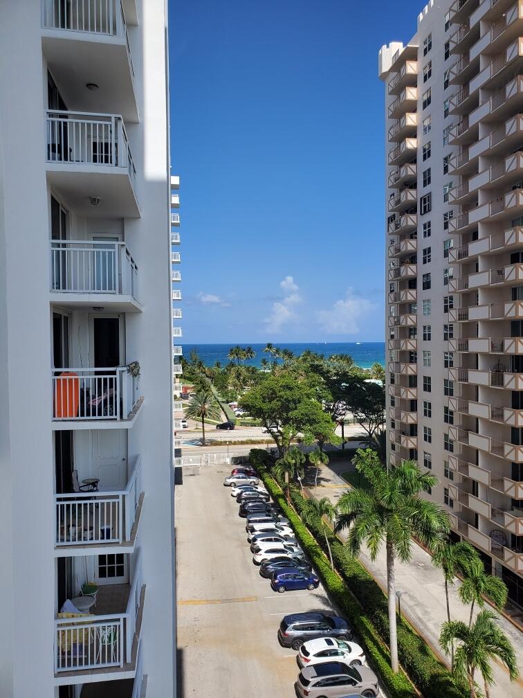 1849 S Ocean Drive 802 Property Photo 6