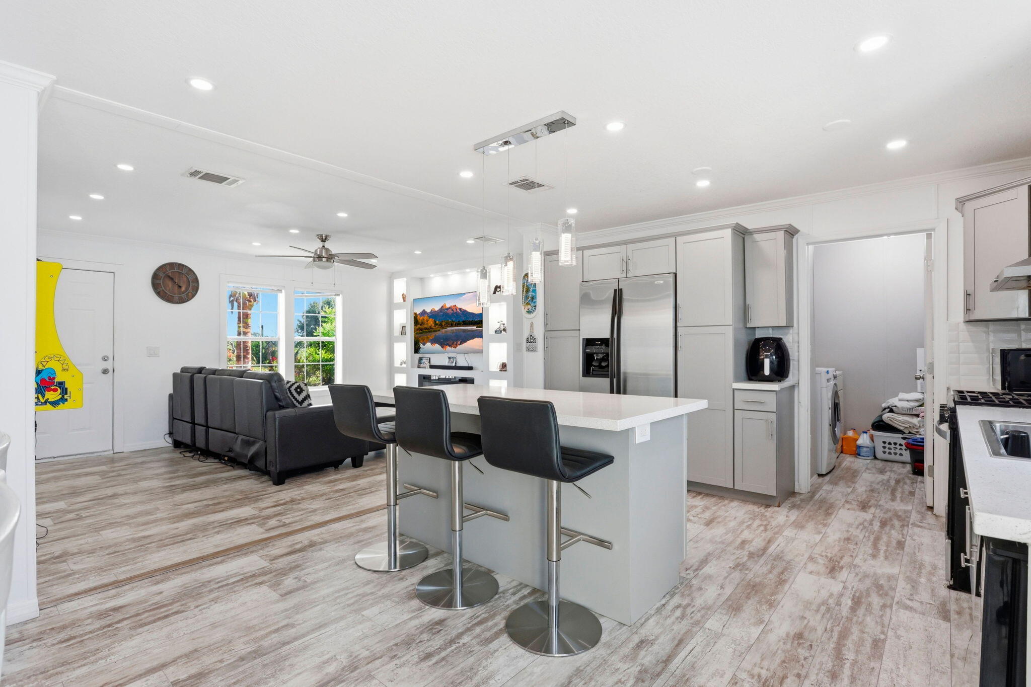 13311 Dancy Avenue Property Photo 13