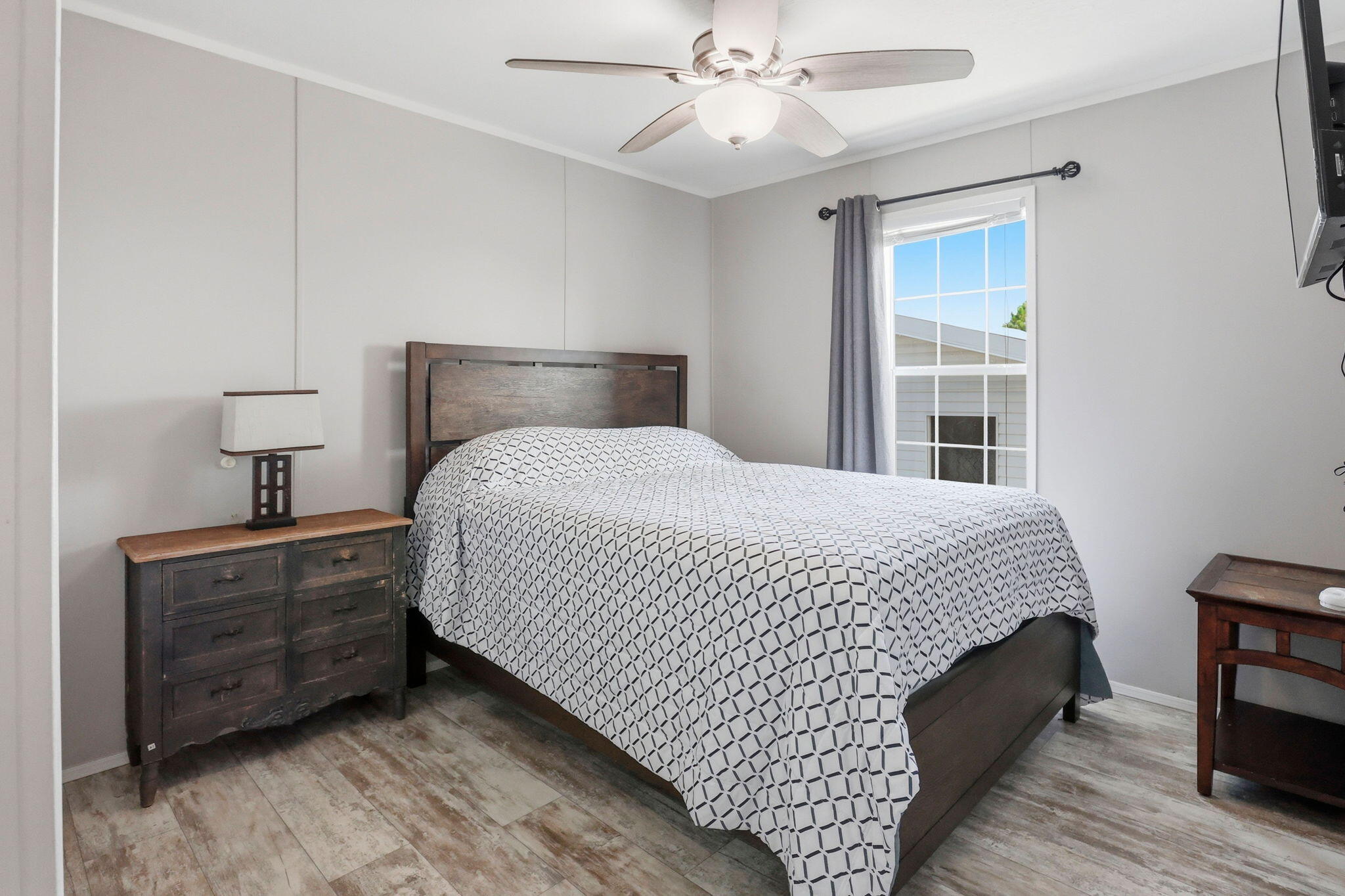 13311 Dancy Avenue Property Photo 24