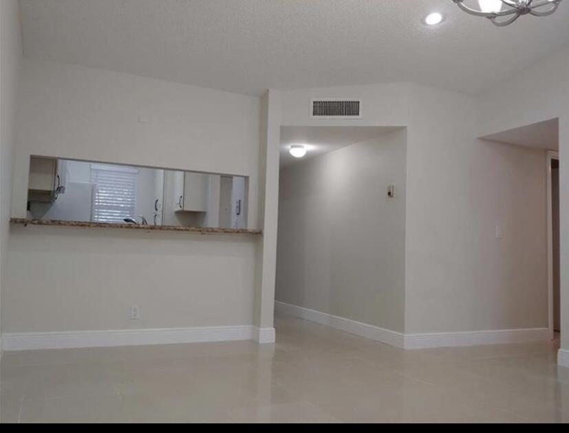 9903 Three Lakes Circle Property Photo 5