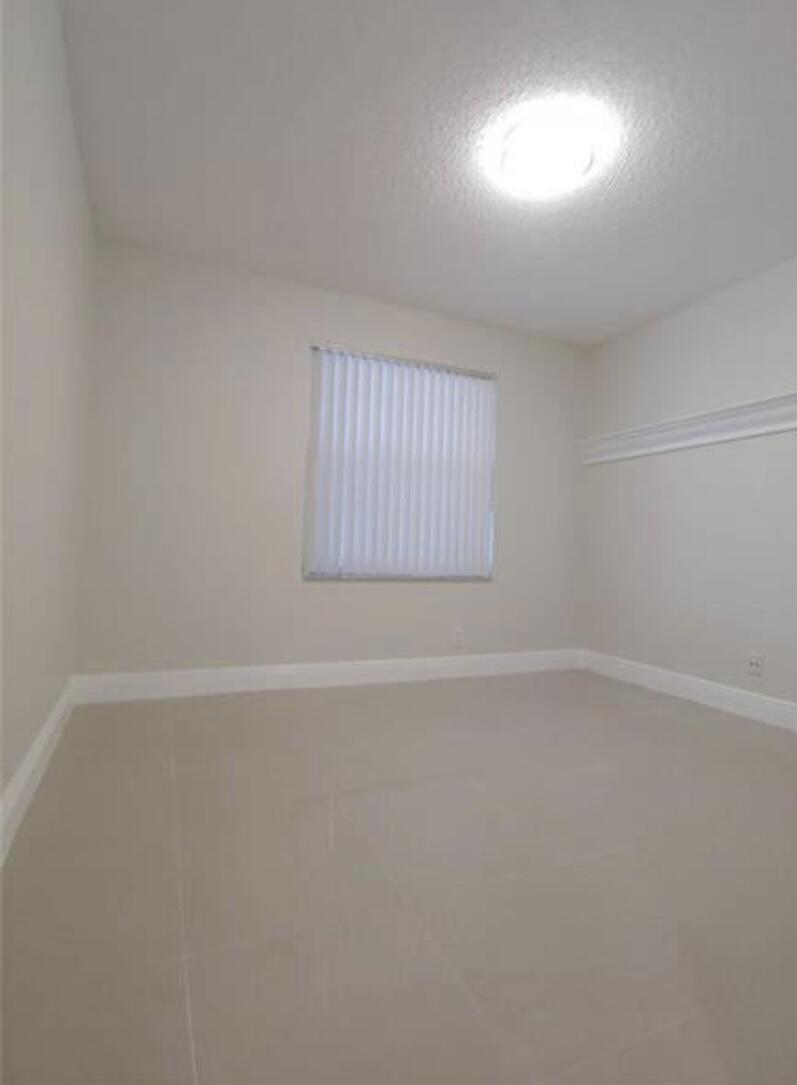 9903 Three Lakes Circle Property Photo 17