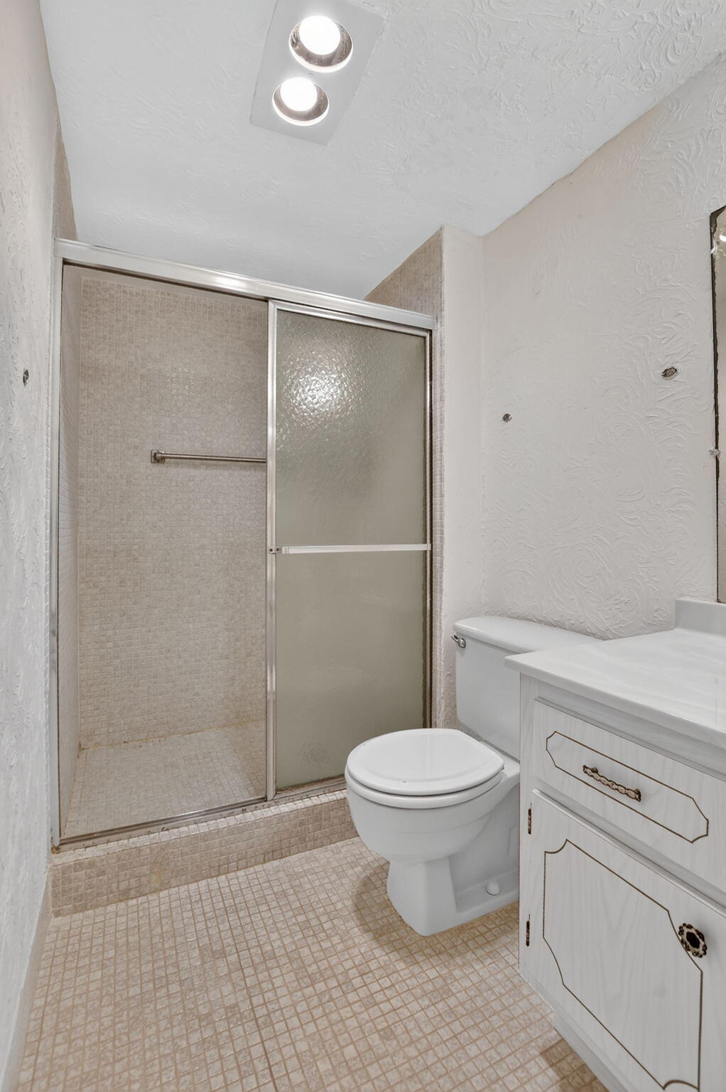 2049 Ventnor O Crescent 2049 Property Photo 19