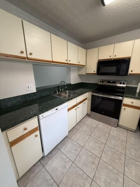 3031 Holiday Springs Boulevard 202-7 Property Photo 1
