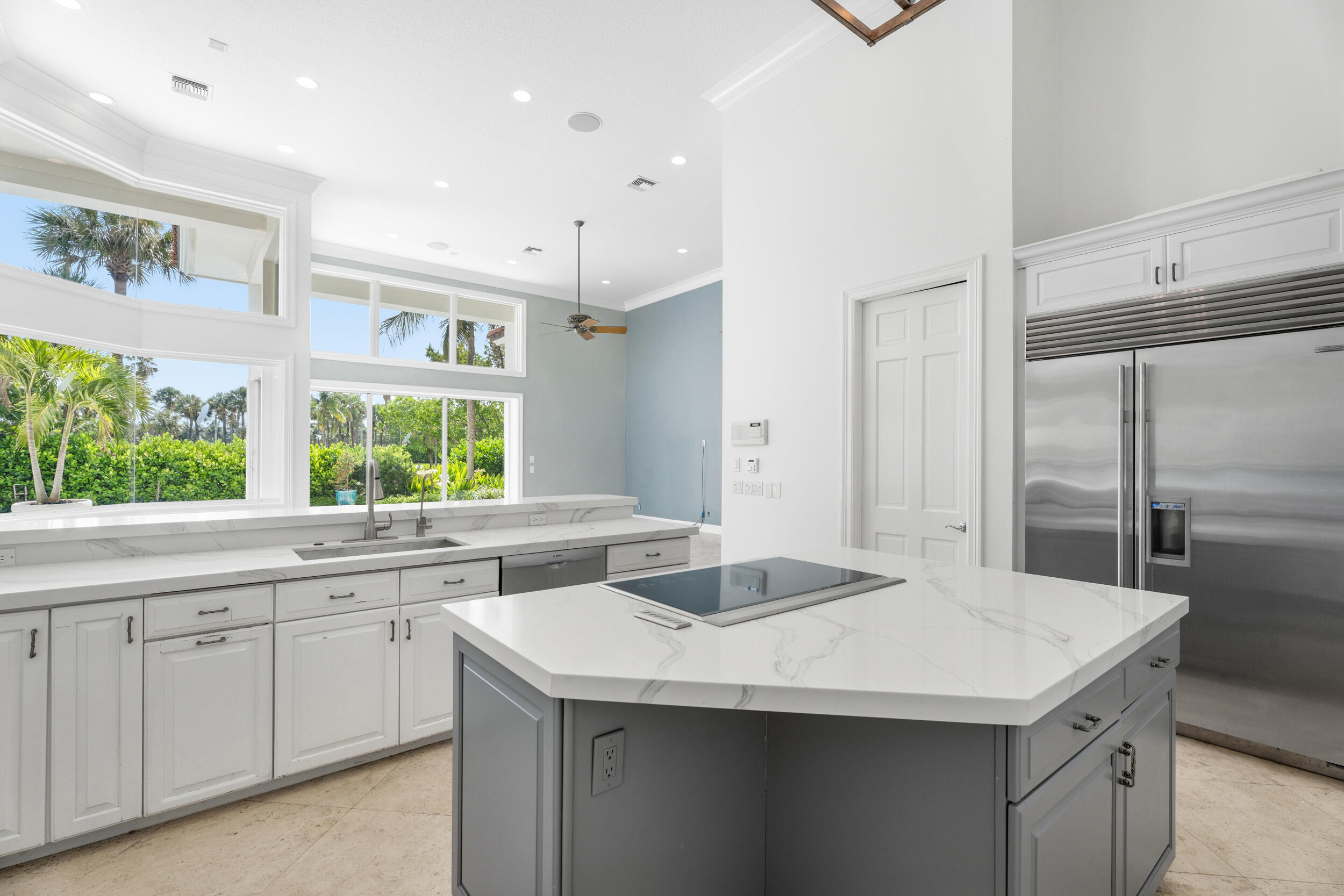 6841 Se Harbor Circle Property Photo 19