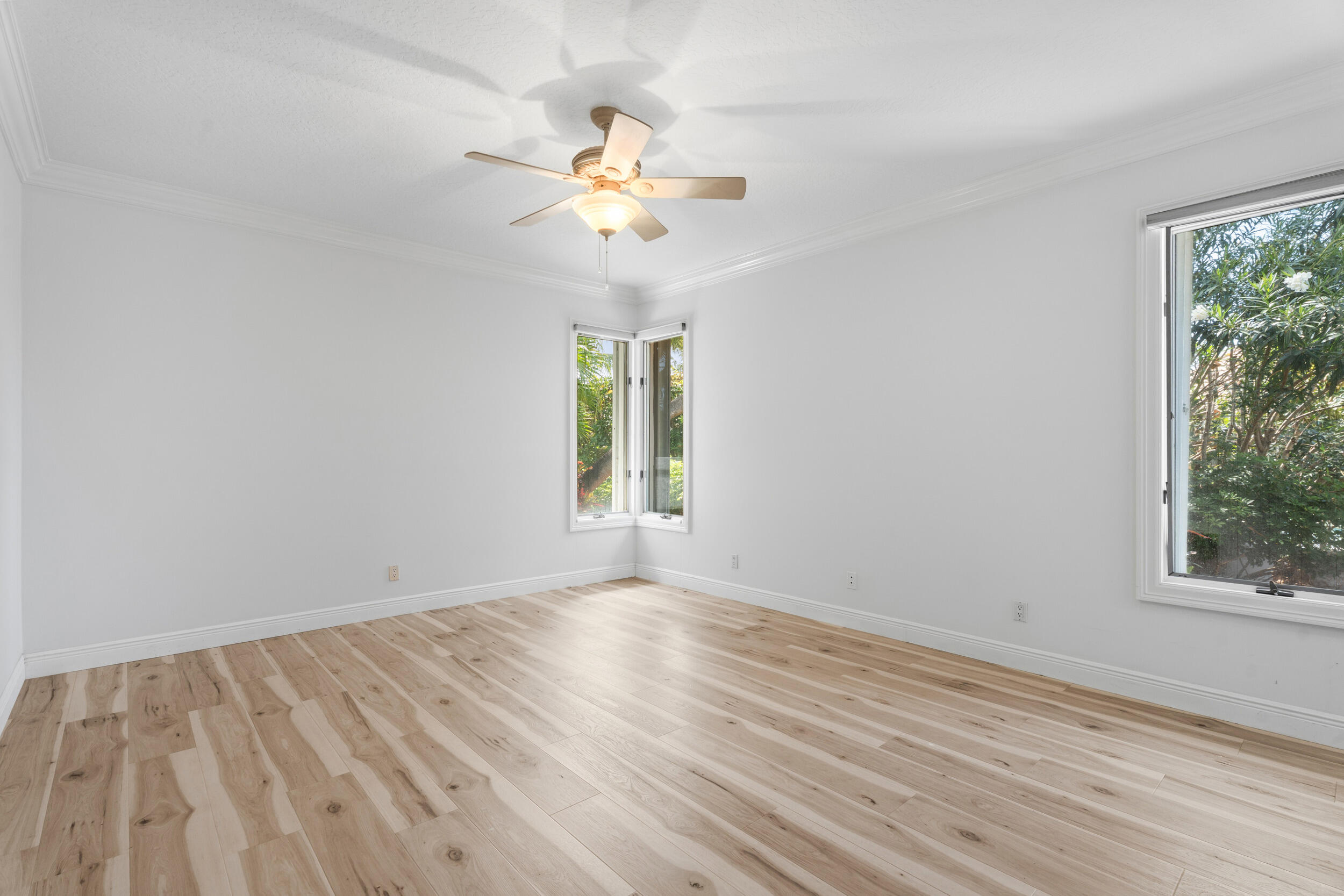 6841 Se Harbor Circle Property Photo 32