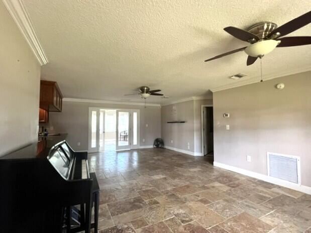 36911 3rd Street Property Photo 3