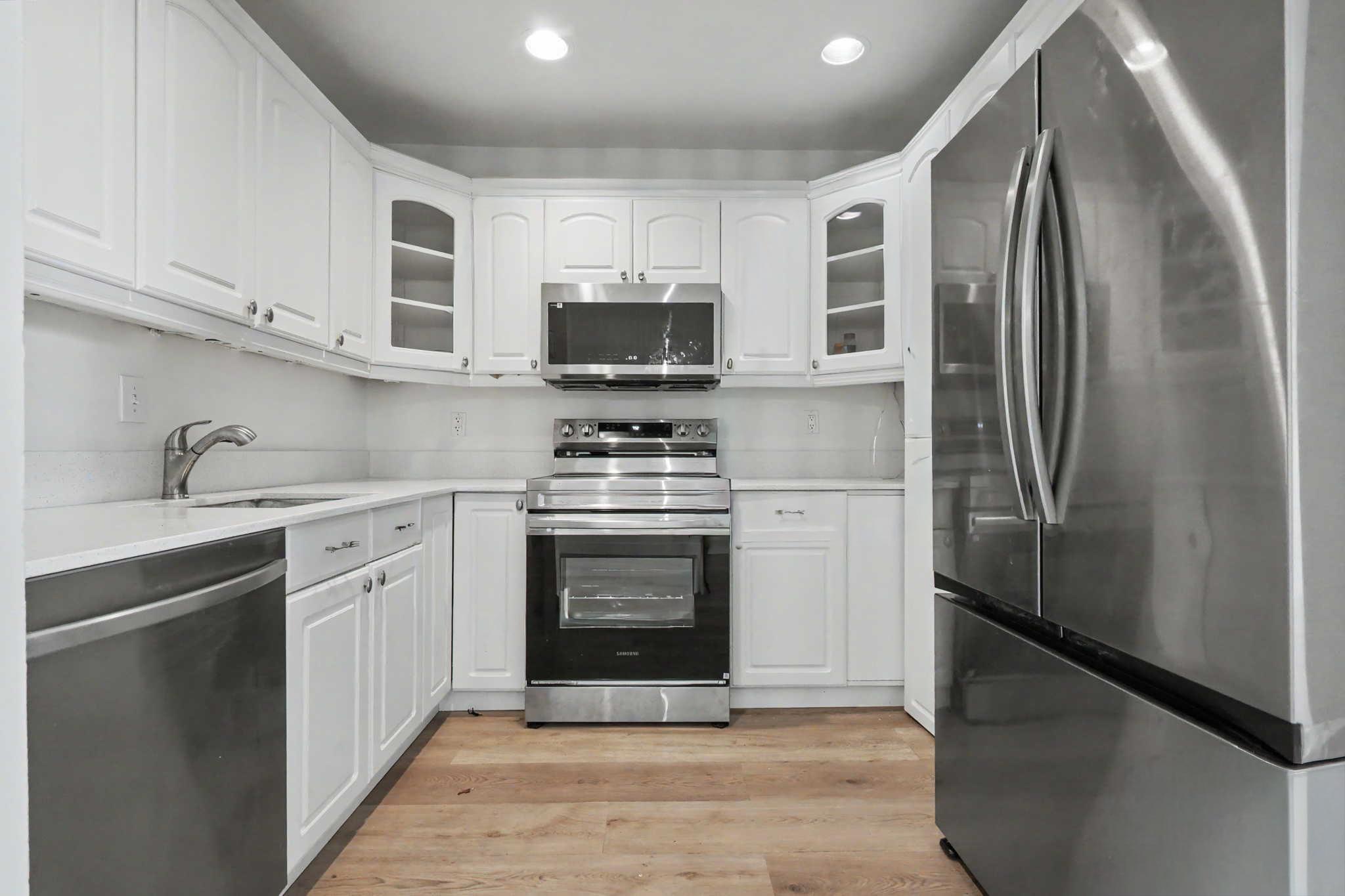 130 Cypress Club Drive 309 Property Photo 1