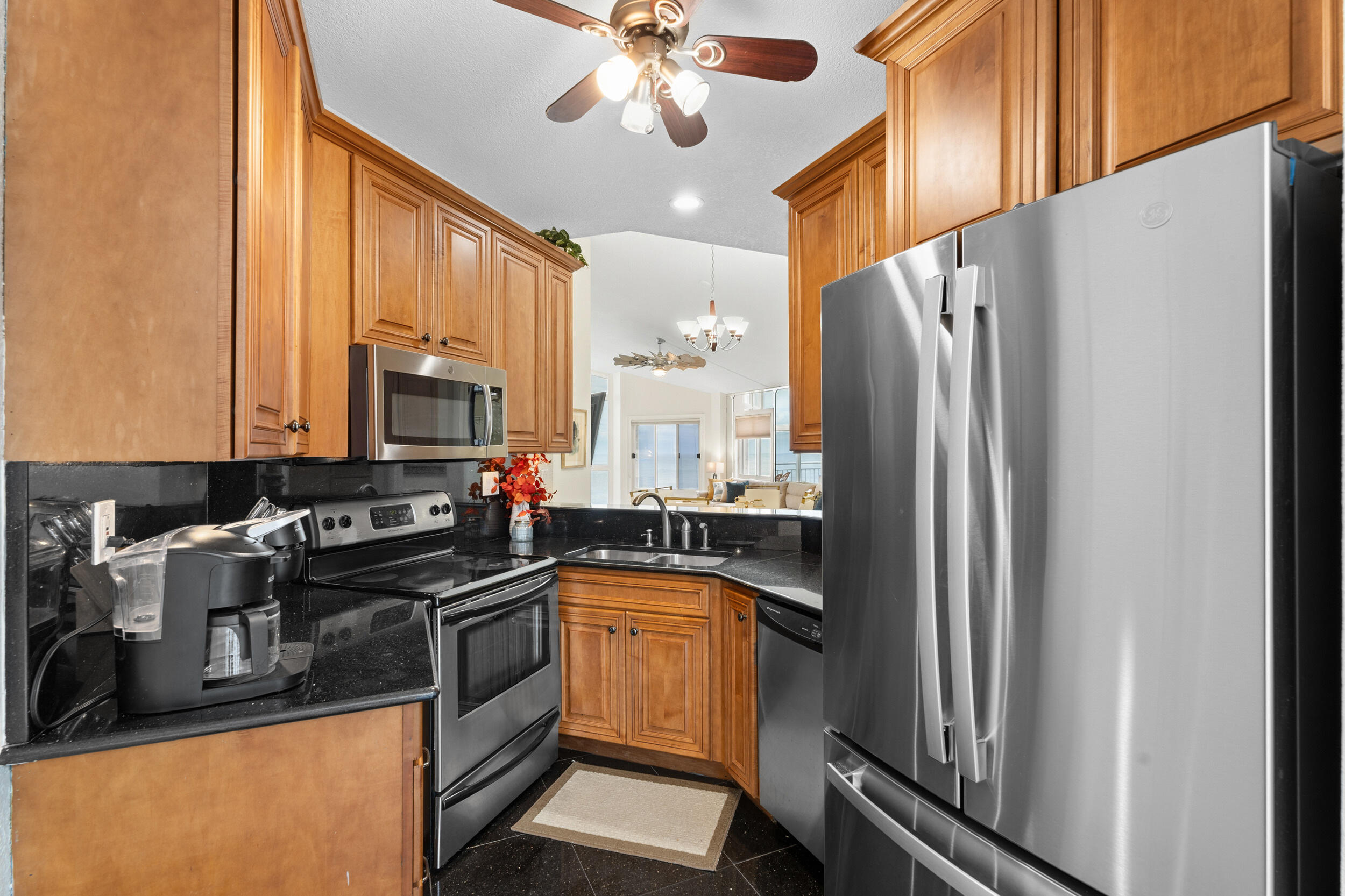 3870 N Highway A1a Ph6 Property Photo 10