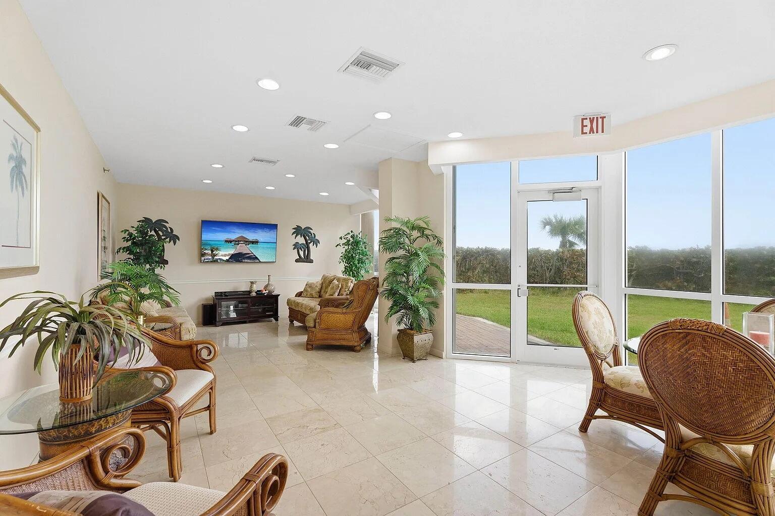 3870 N Highway A1a Ph6 Property Photo 26