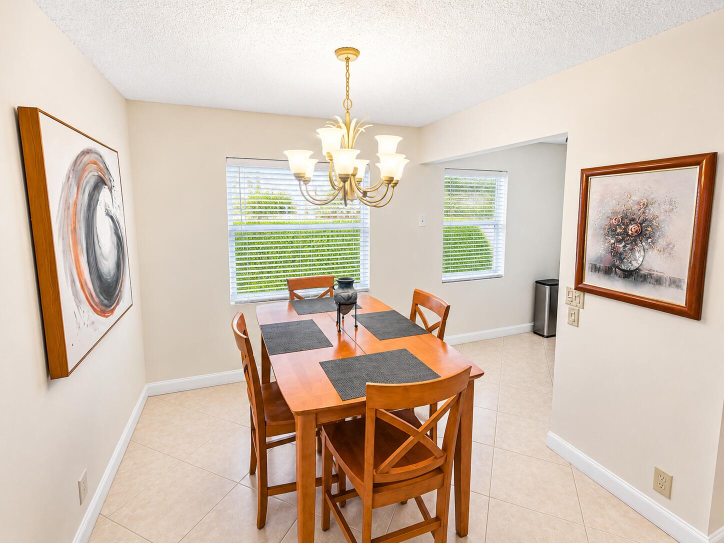 567 Burgundy L Property Photo 4