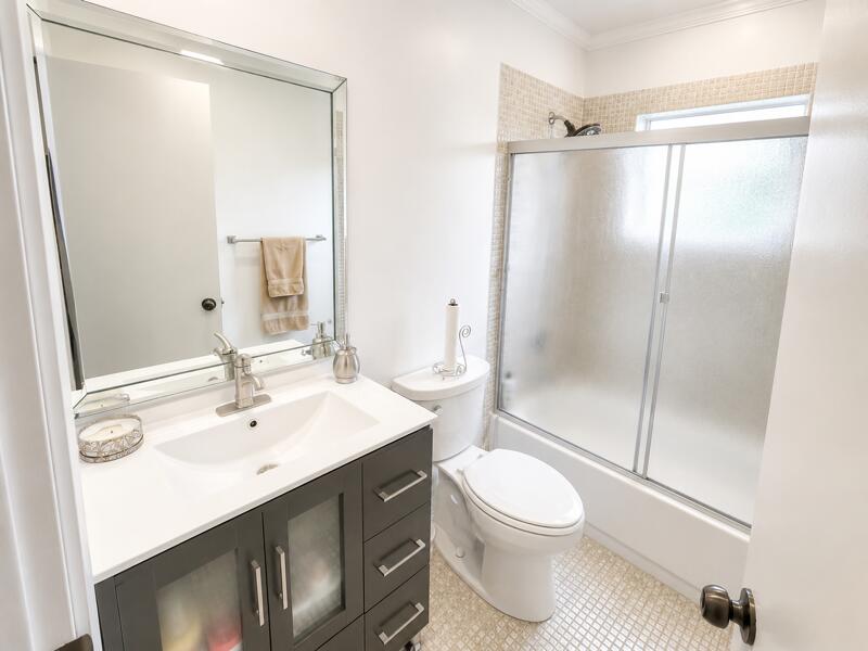 567 Burgundy L Property Photo 13