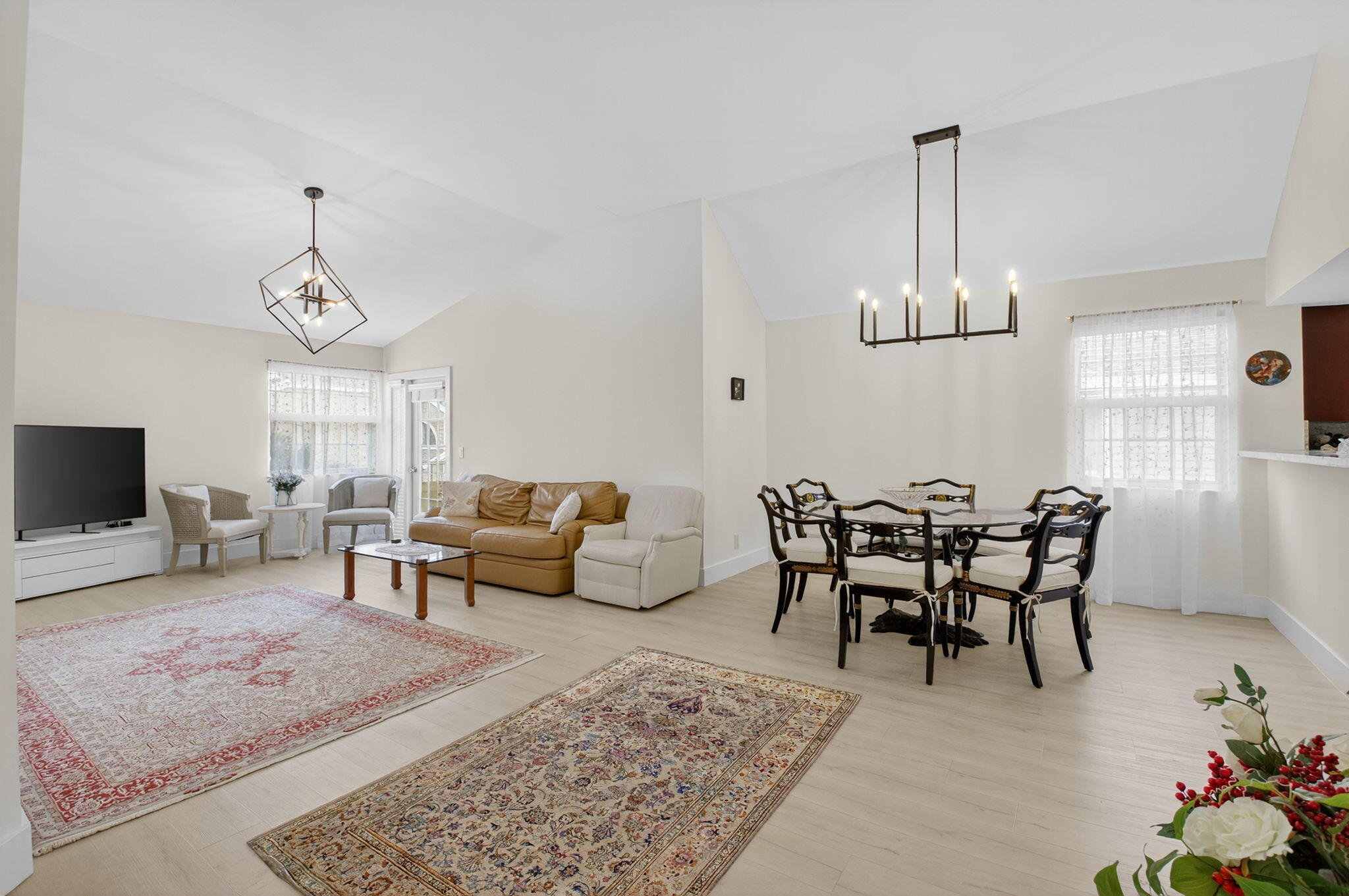 5328 Buckhead Circle 2020 Property Photo 4