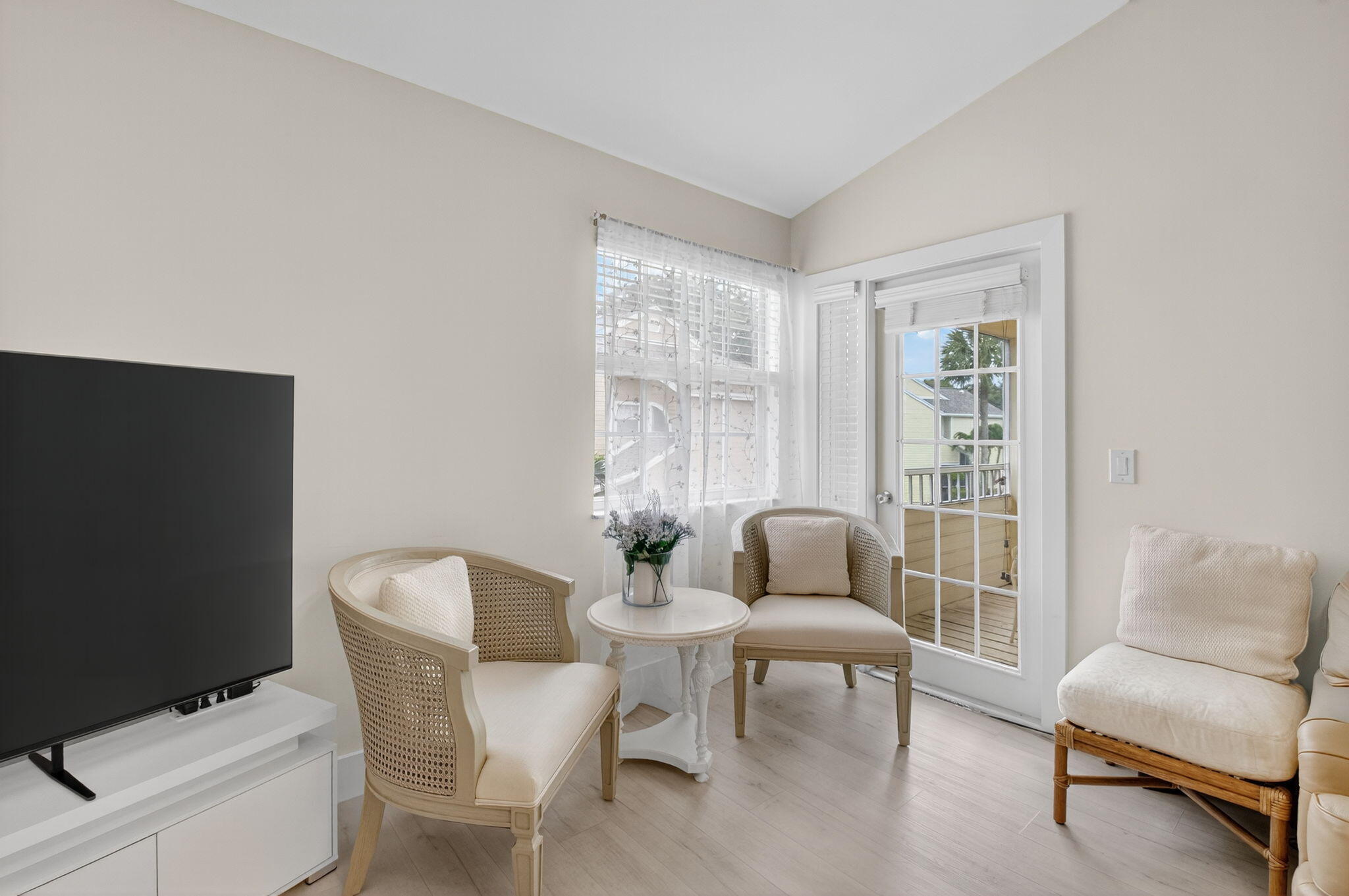 5328 Buckhead Circle 2020 Property Photo 11