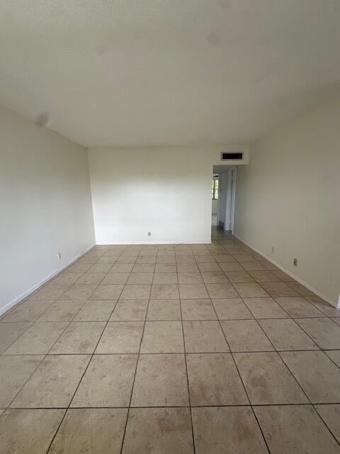 72 Norwich C Property Photo 4
