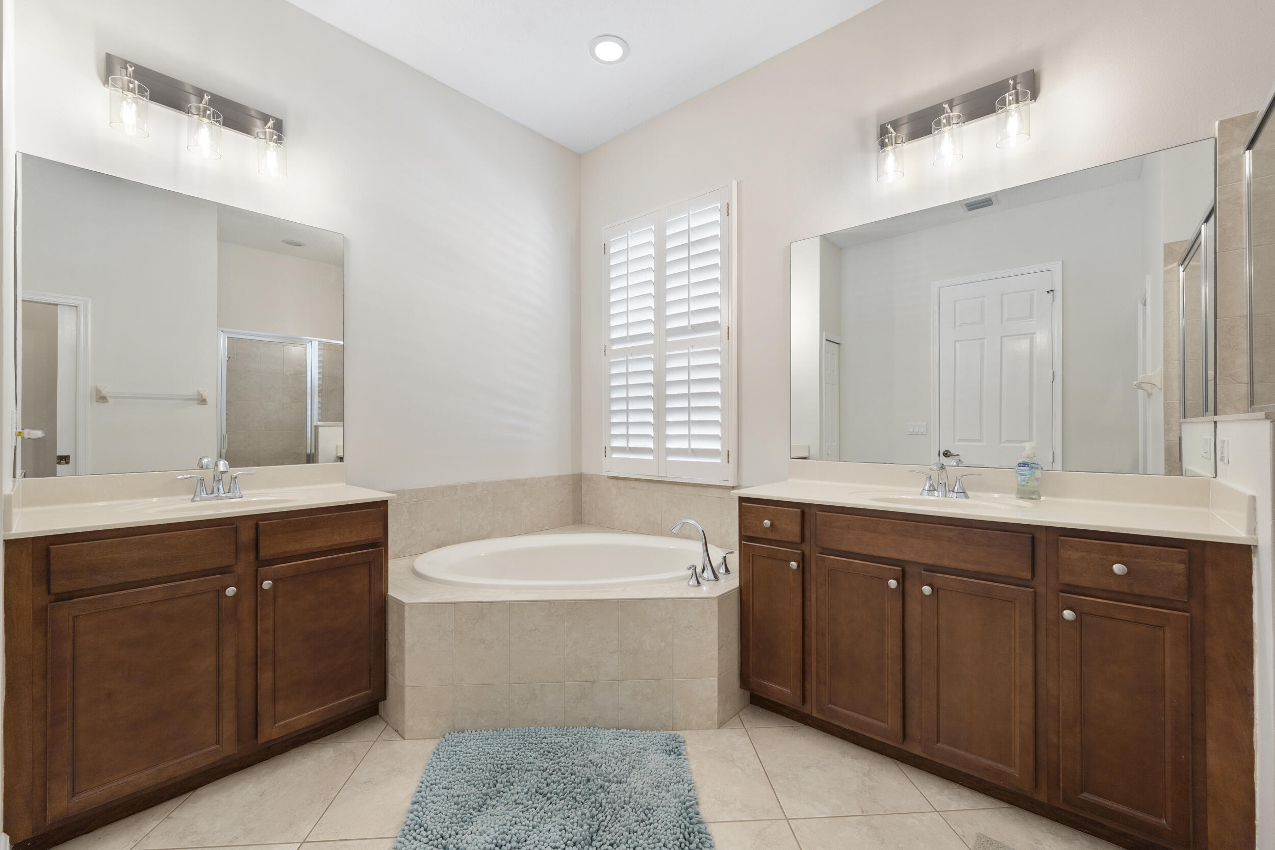 10117 Sw Canossa Way Property Photo 12