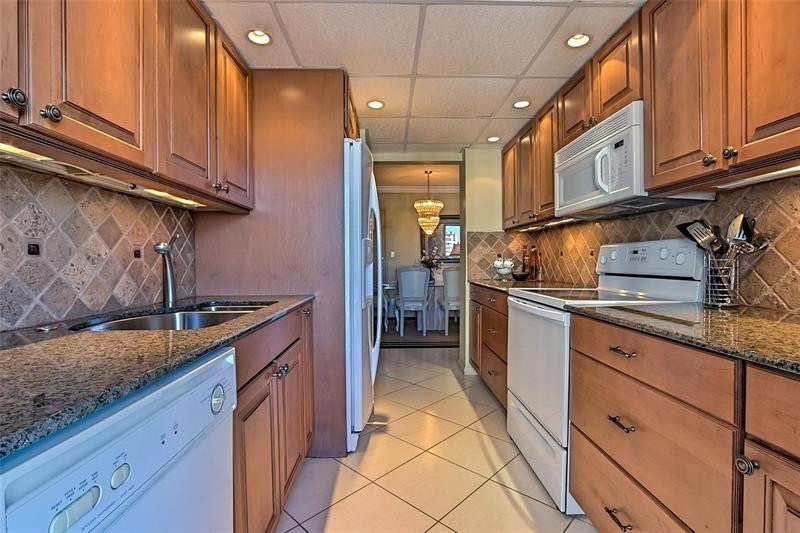 2701 N Ocean Boulevard 3b Property Photo 6