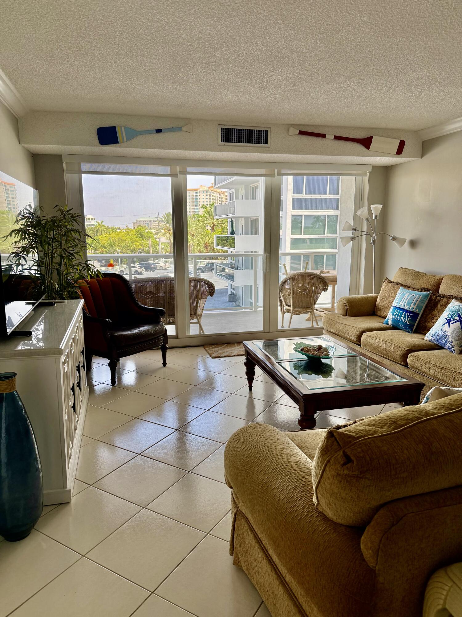 2701 N Ocean Boulevard 3b Property Photo 11