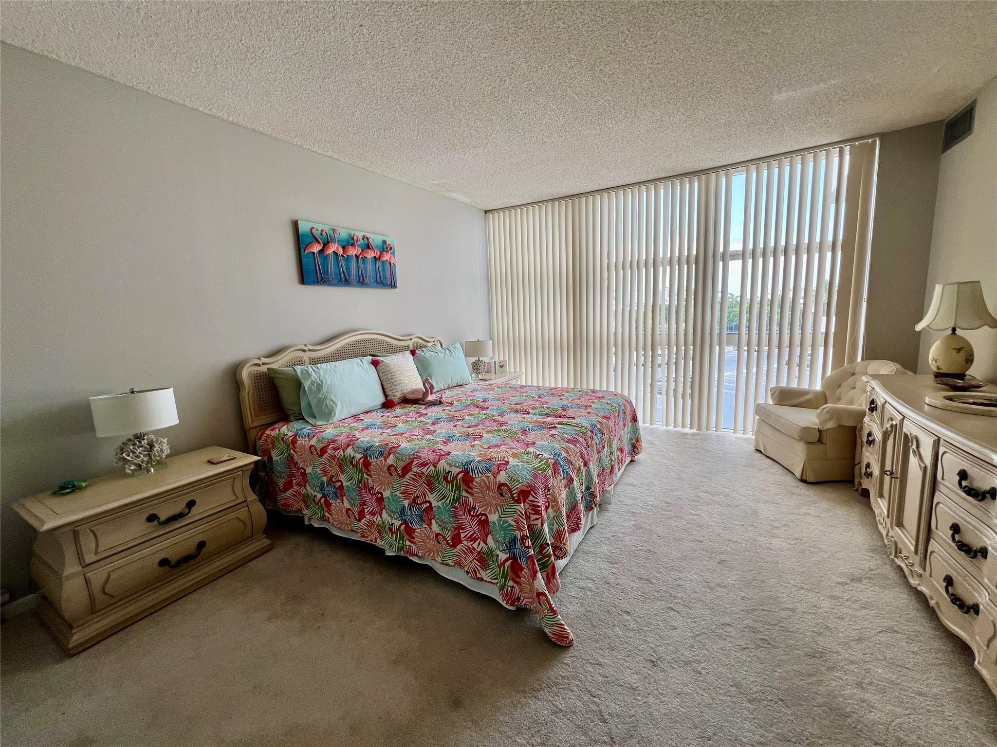 2701 N Ocean Boulevard 3b Property Photo 13