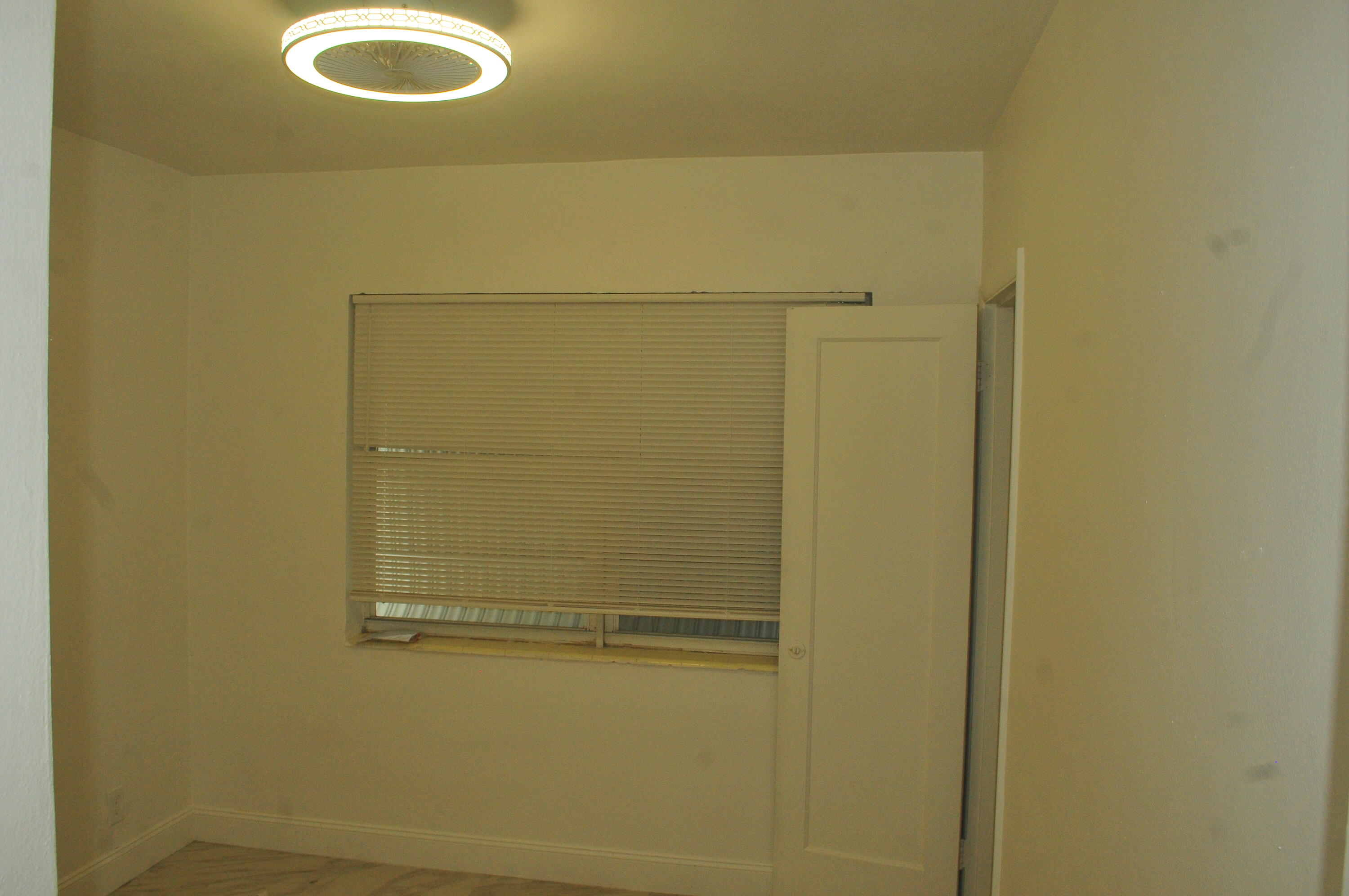 936 45th Street Property Photo 7