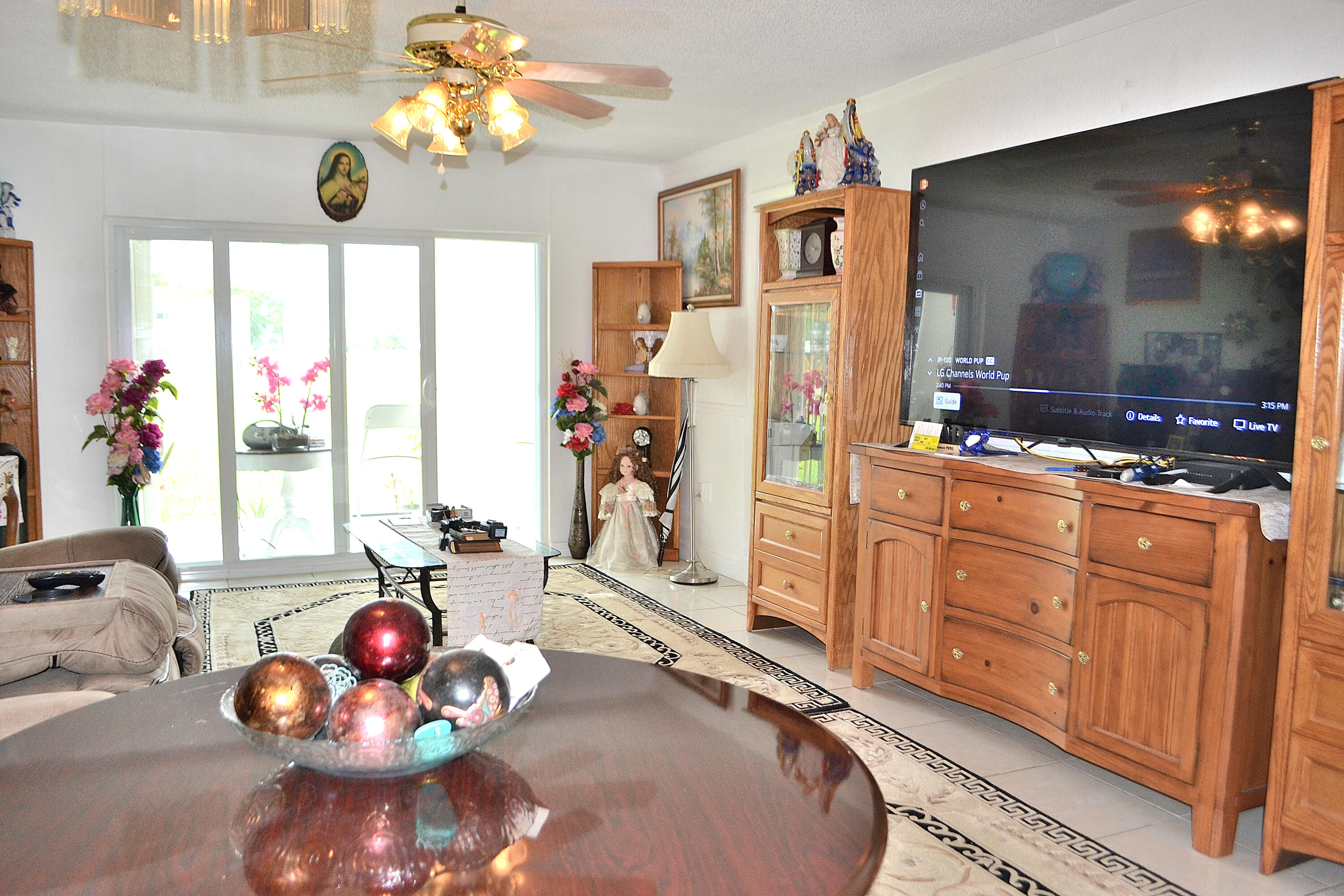 8841 Sunrise Lakes Boulevard 112 Property Photo 5