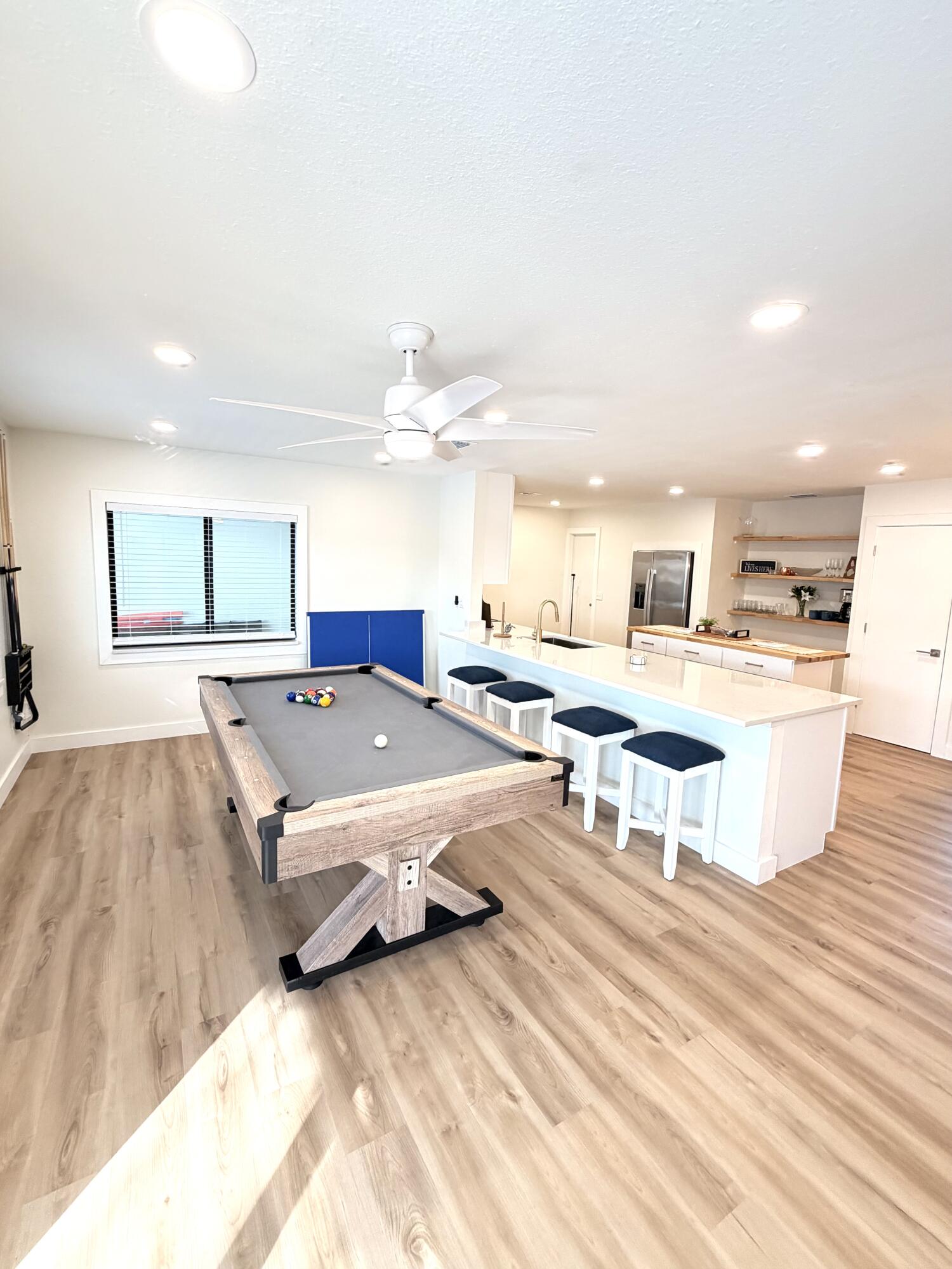 948 Canal Circle Property Photo 1