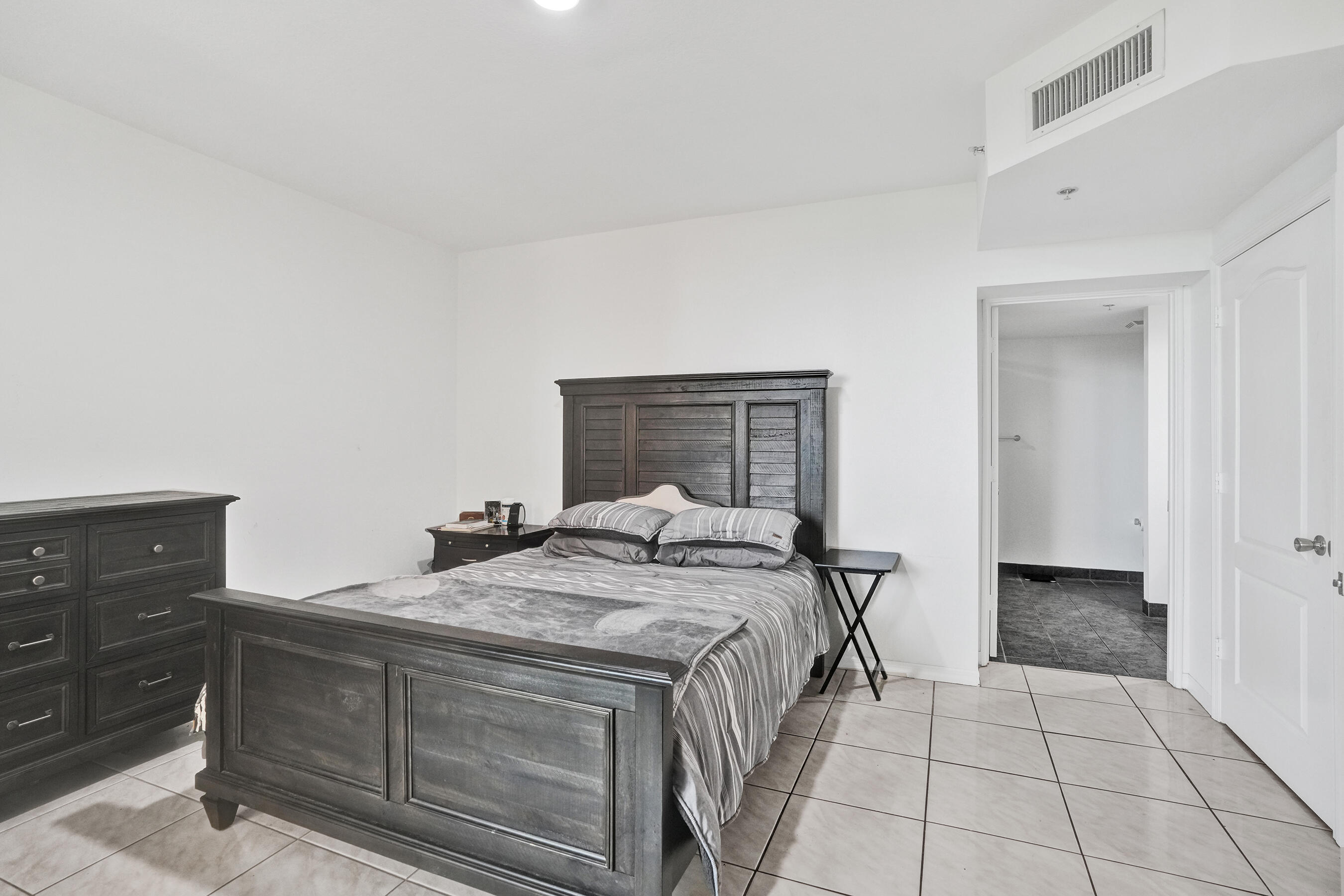 100 N Federal Highway 723 Property Photo 41