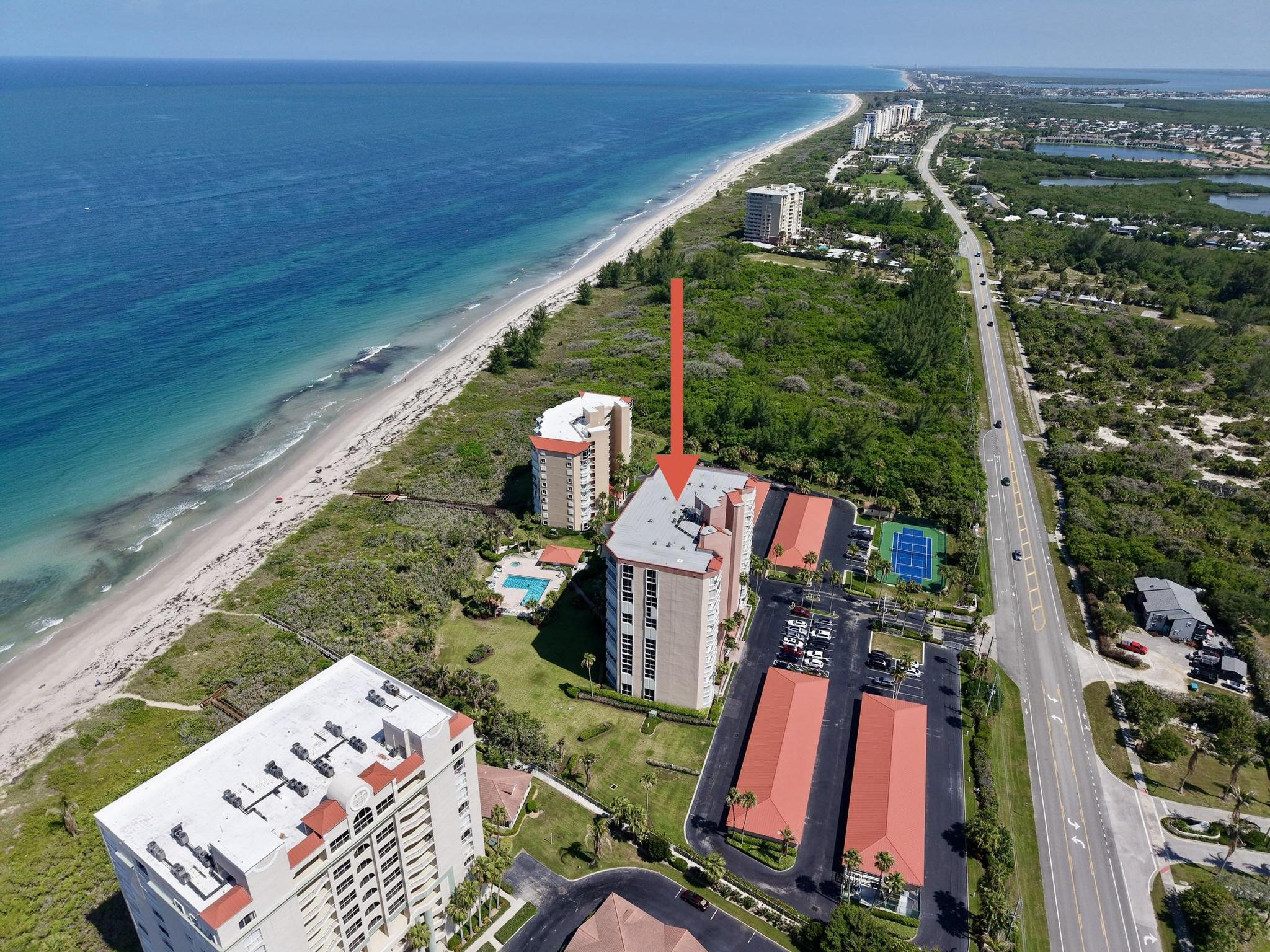 3880 N Highway A1a 402 Property Photo 2