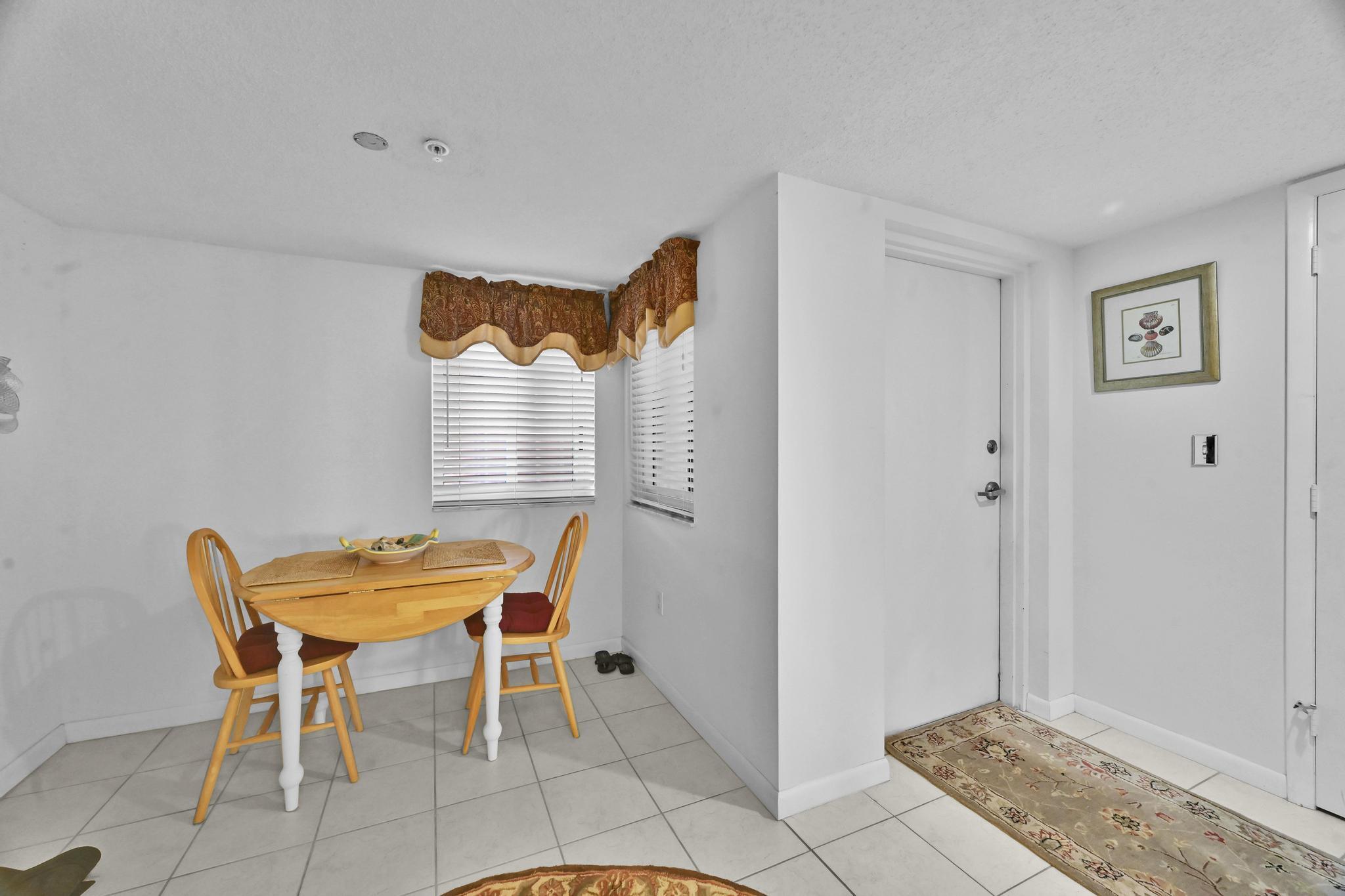 3880 N Highway A1a 402 Property Photo 14