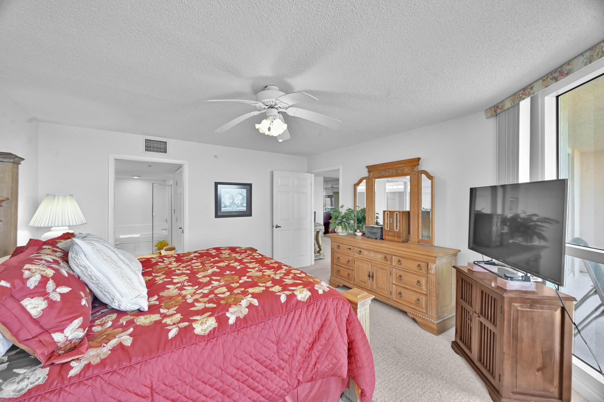 3880 N Highway A1a 402 Property Photo 19