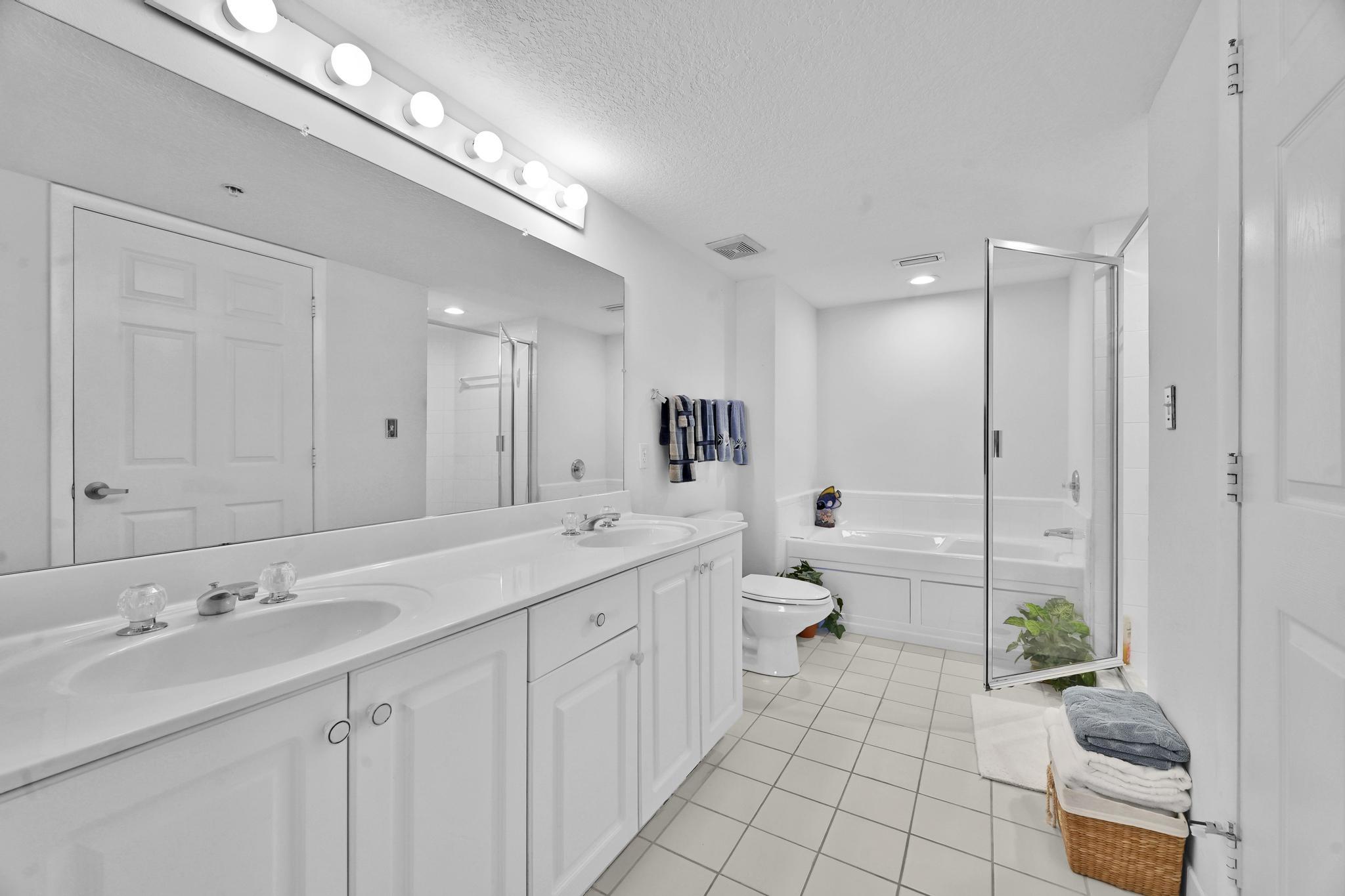 3880 N Highway A1a 402 Property Photo 20