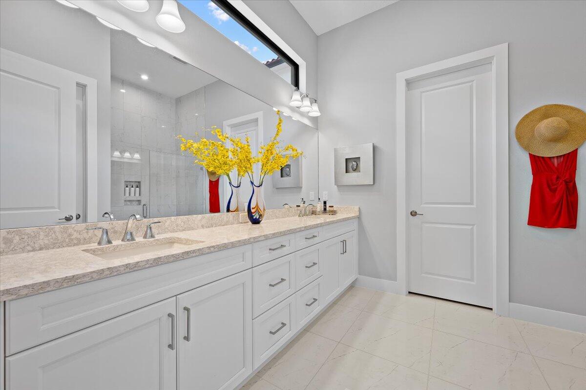6870 Se Haven Lane Property Photo 15