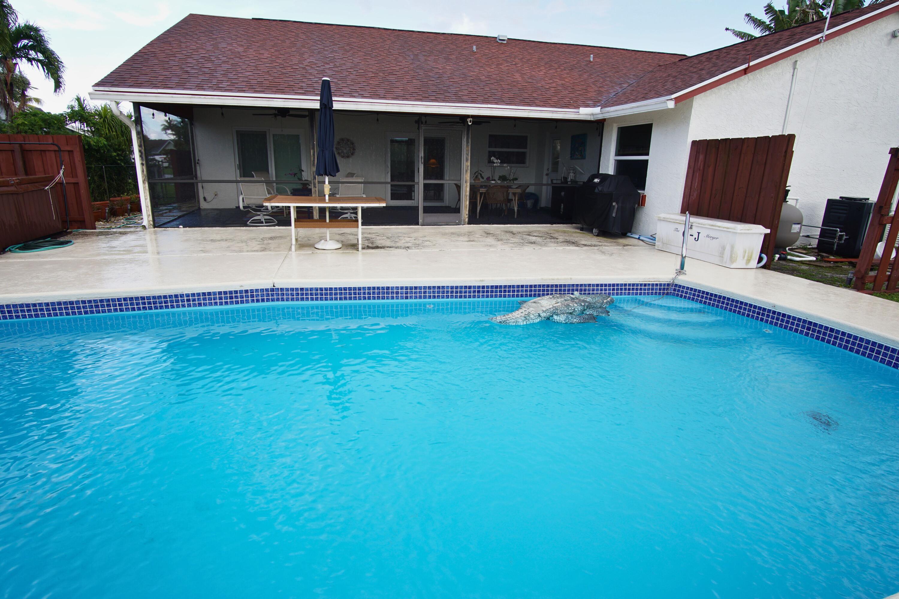 7561 Nemec Drive N Property Photo 12