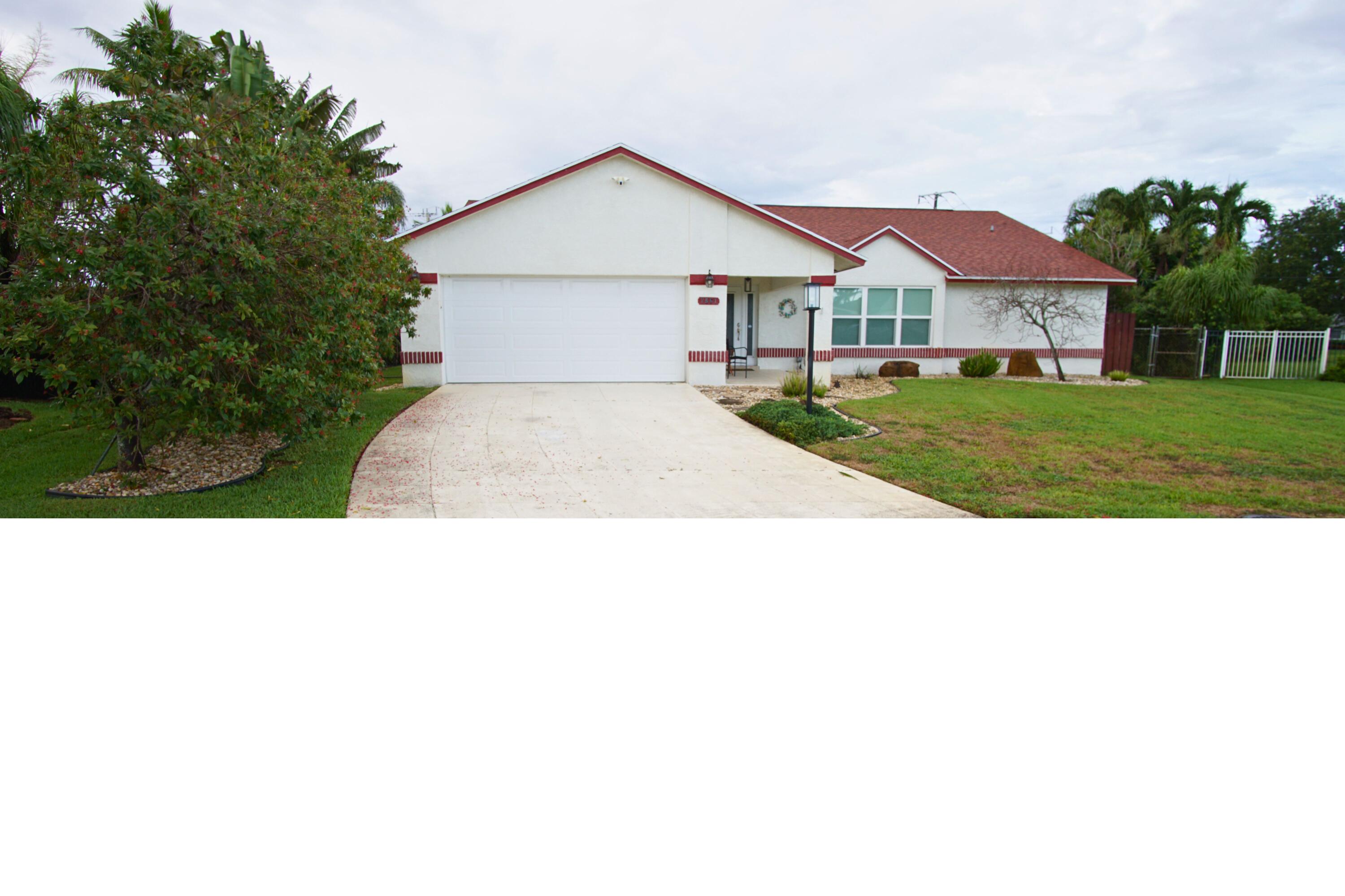 7561 Nemec Drive N Property Photo 13