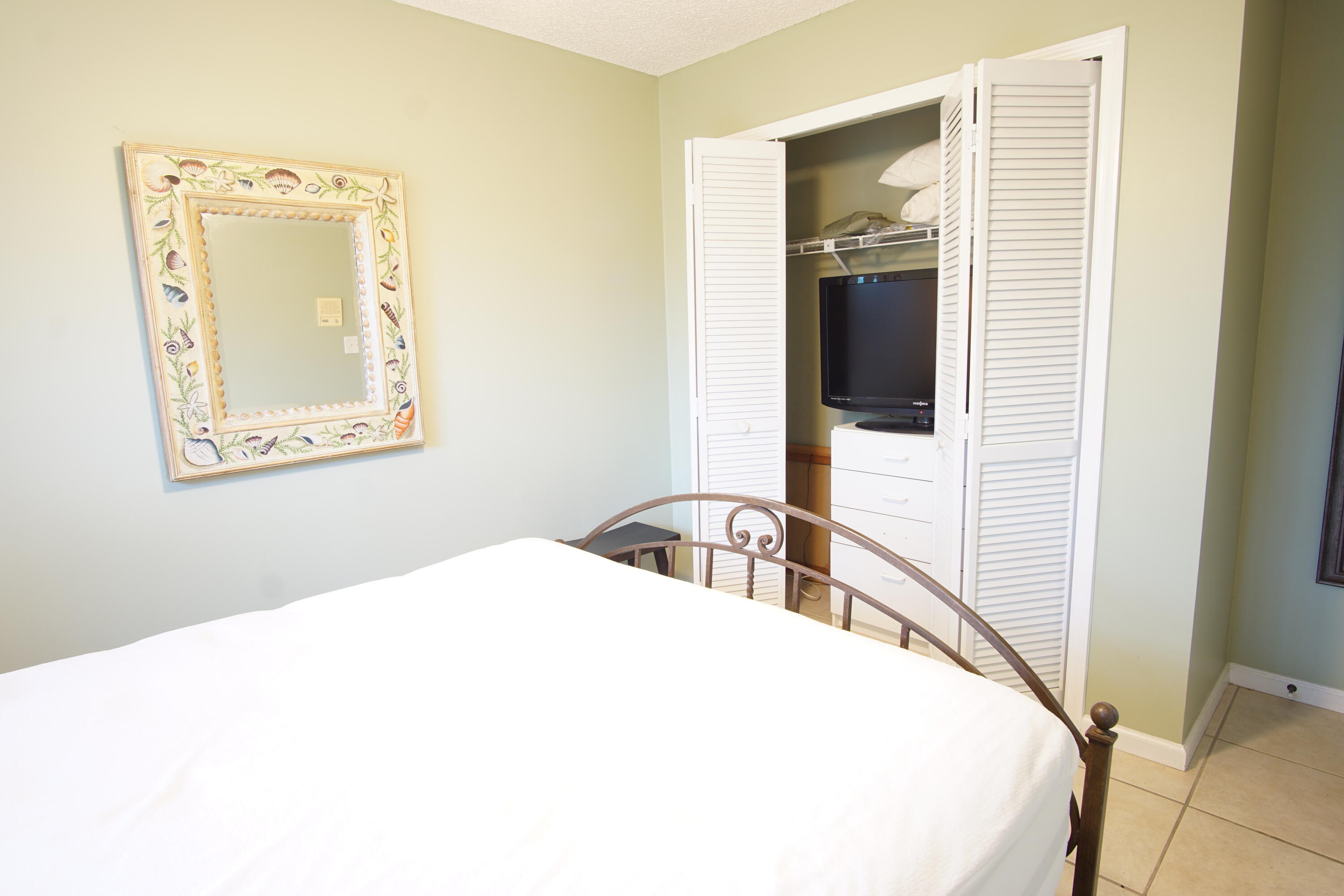 7561 Nemec Drive N Property Photo 17