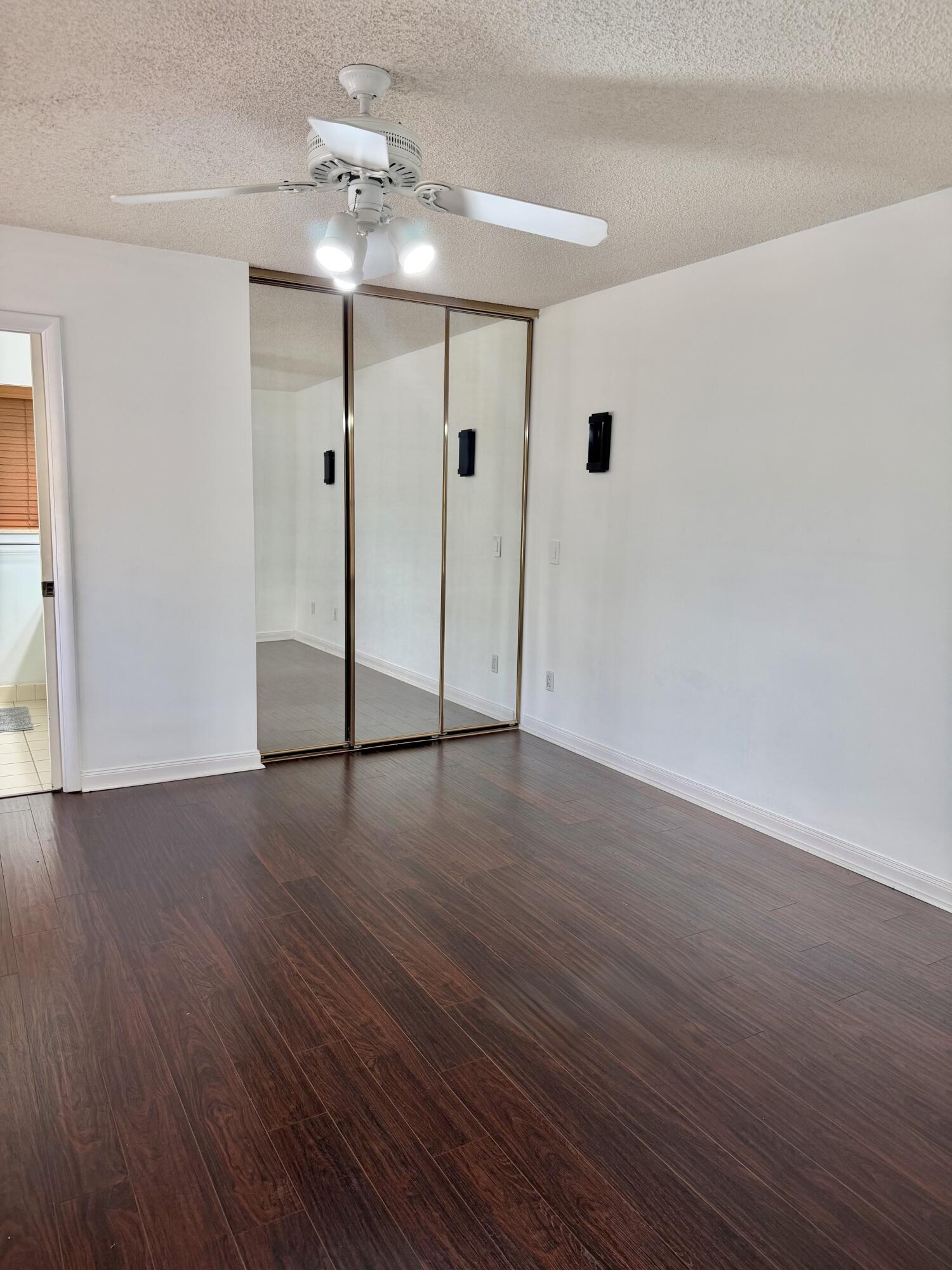 8161 Andover Court 61d Property Photo 19