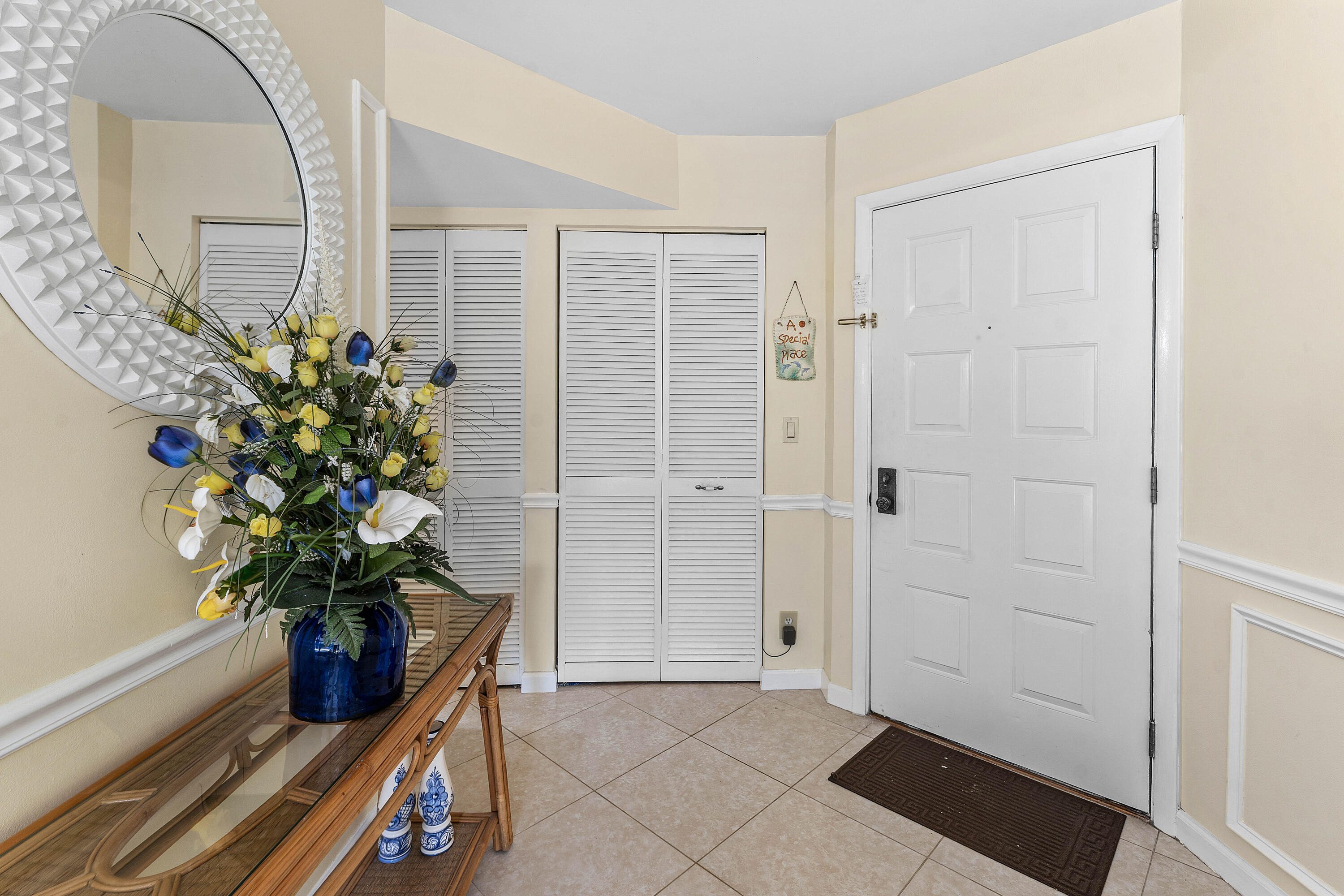 1605 S Us Highway 1 D302 Property Photo 1