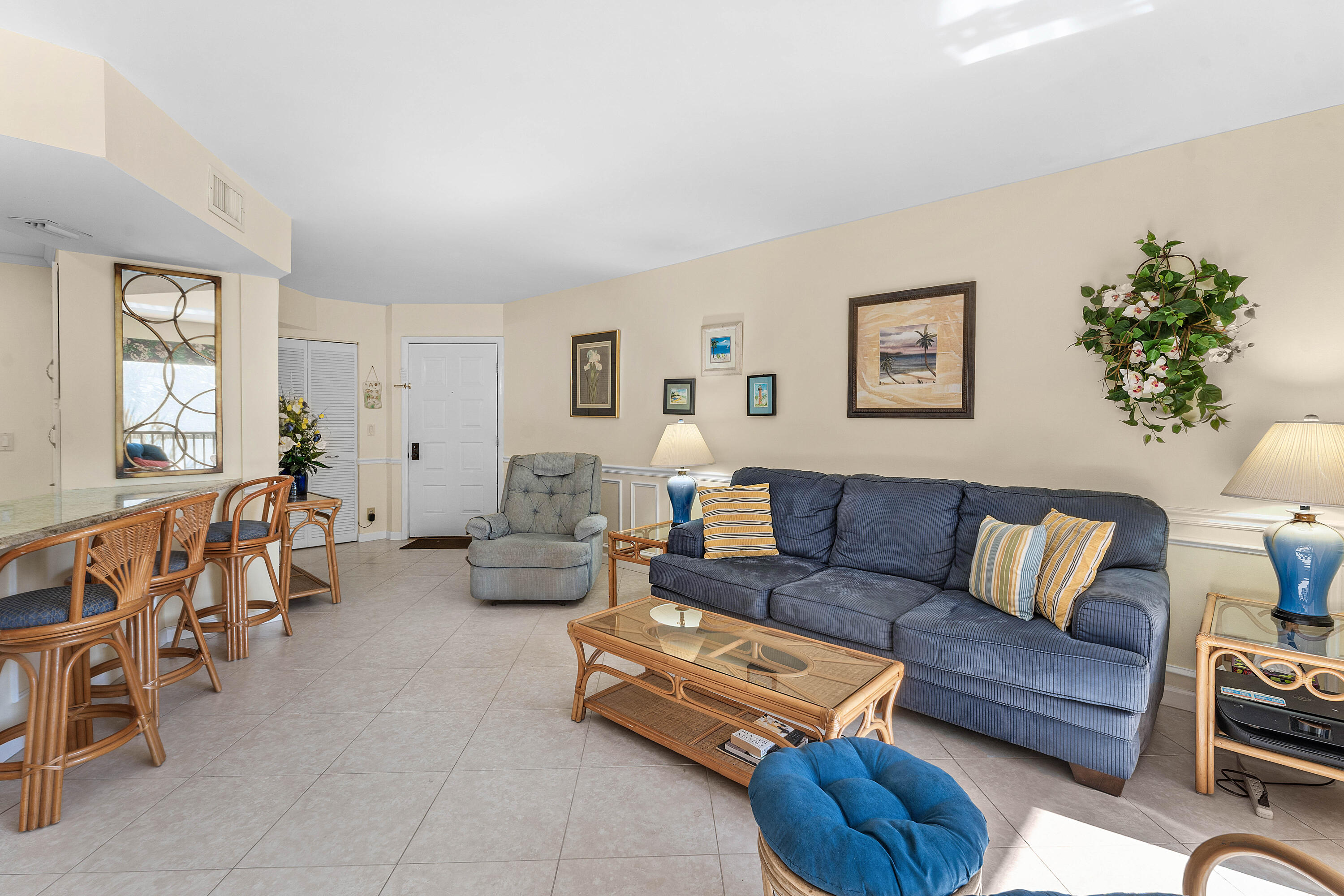 1605 S Us Highway 1 D302 Property Photo 6