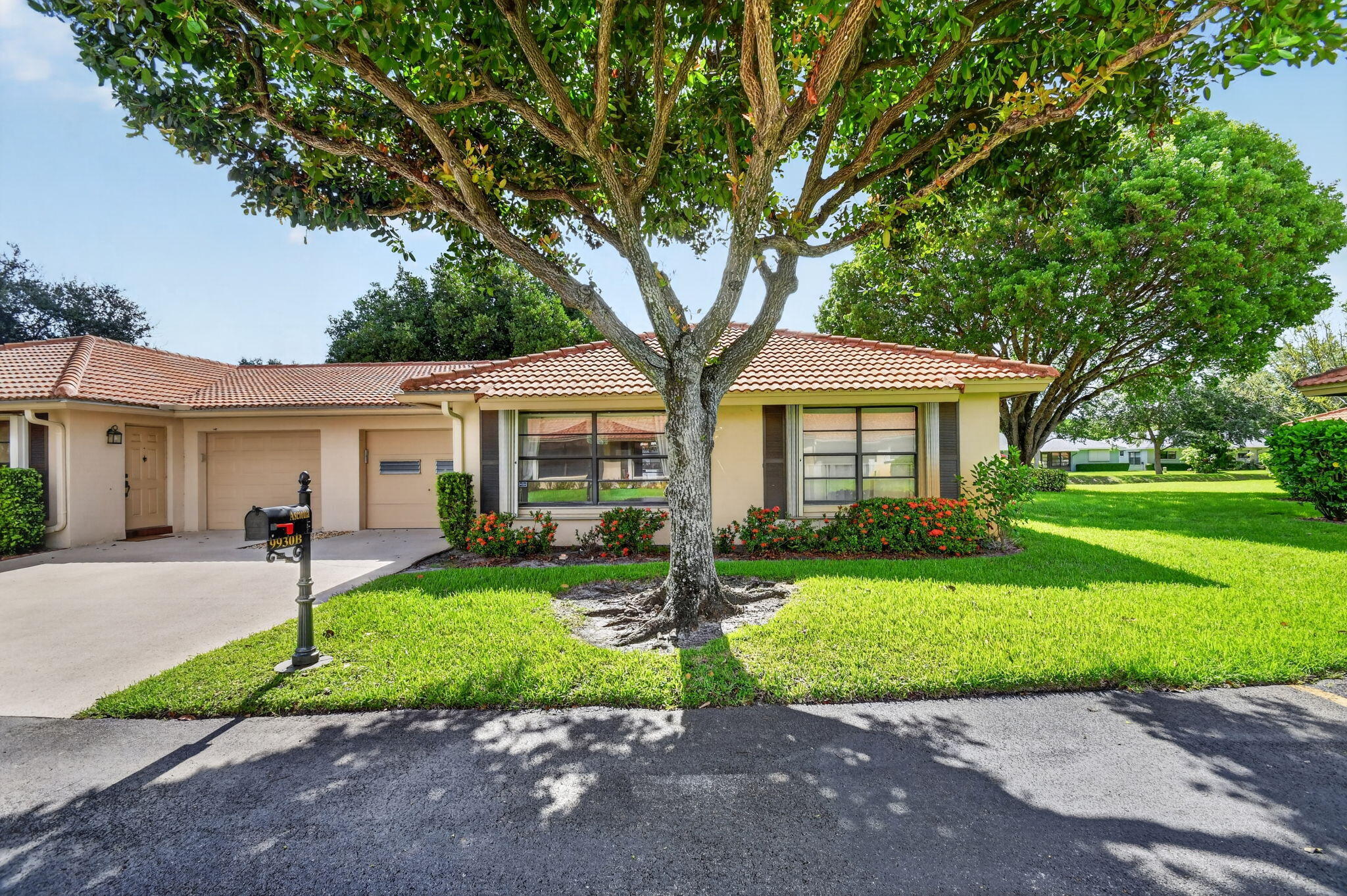 9930 Frangipani Tree Way B Property Photo 1