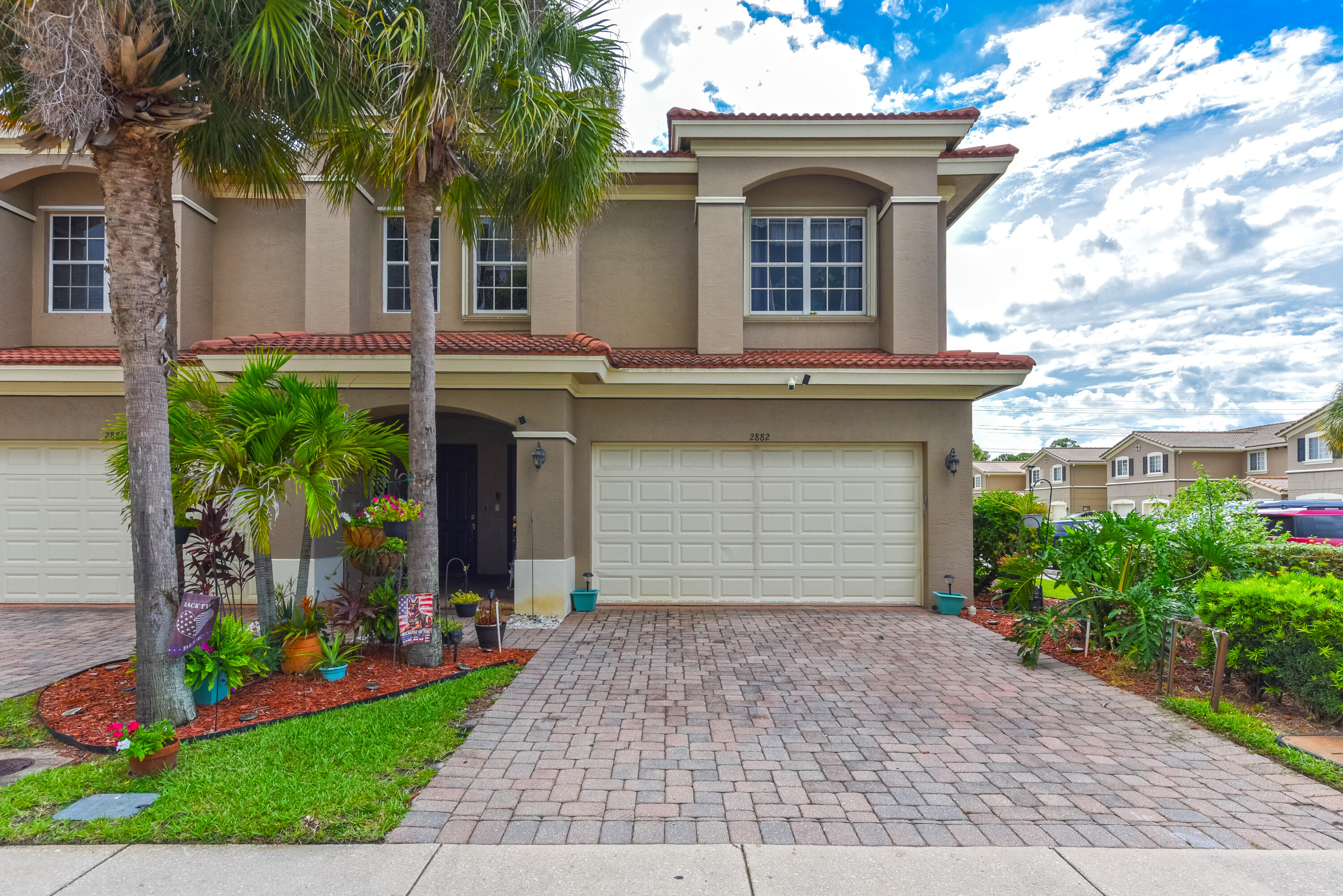 2882 Cedar Dunes Drive Property Photo 1