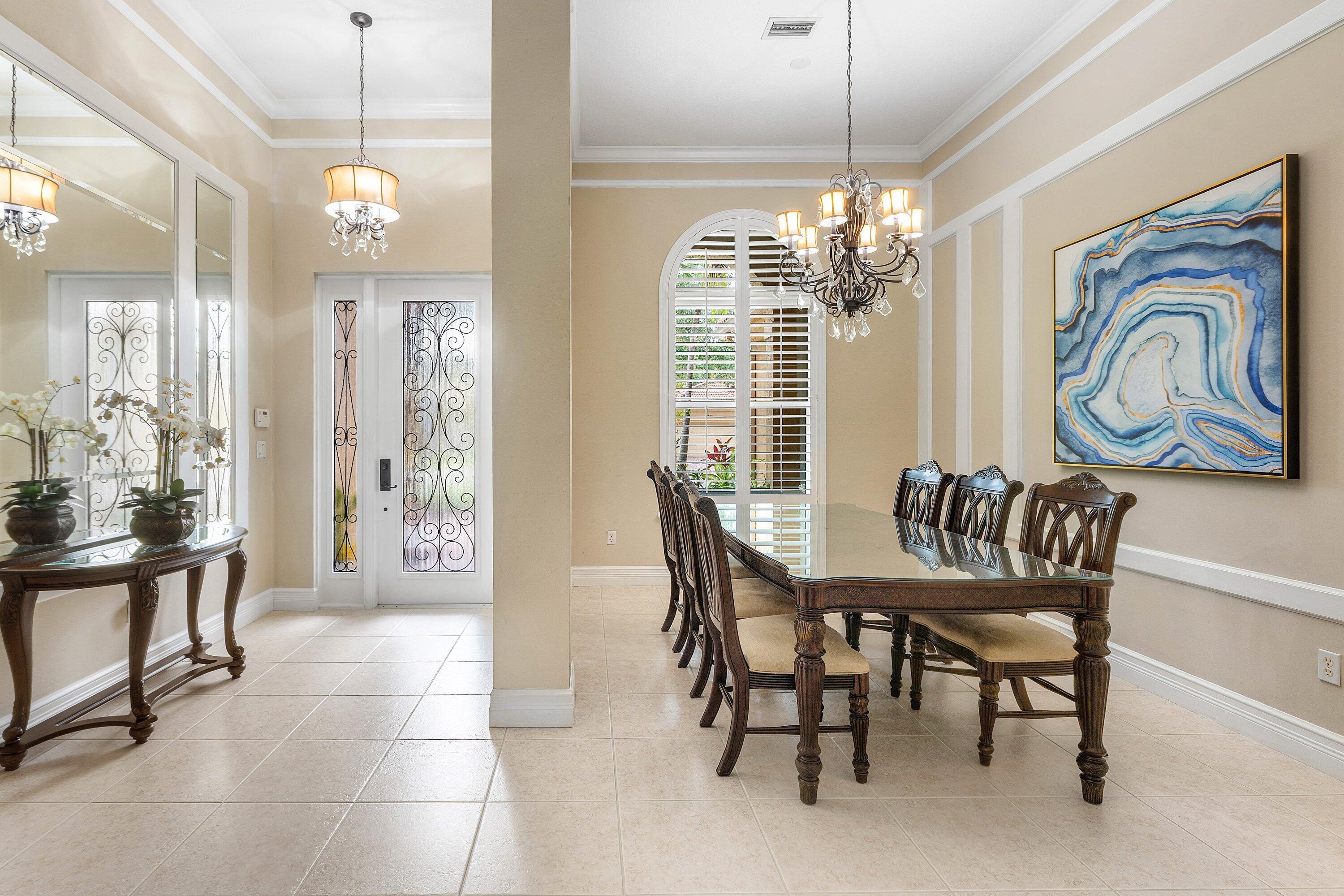 1853 Palisades Drive Property Photo 11