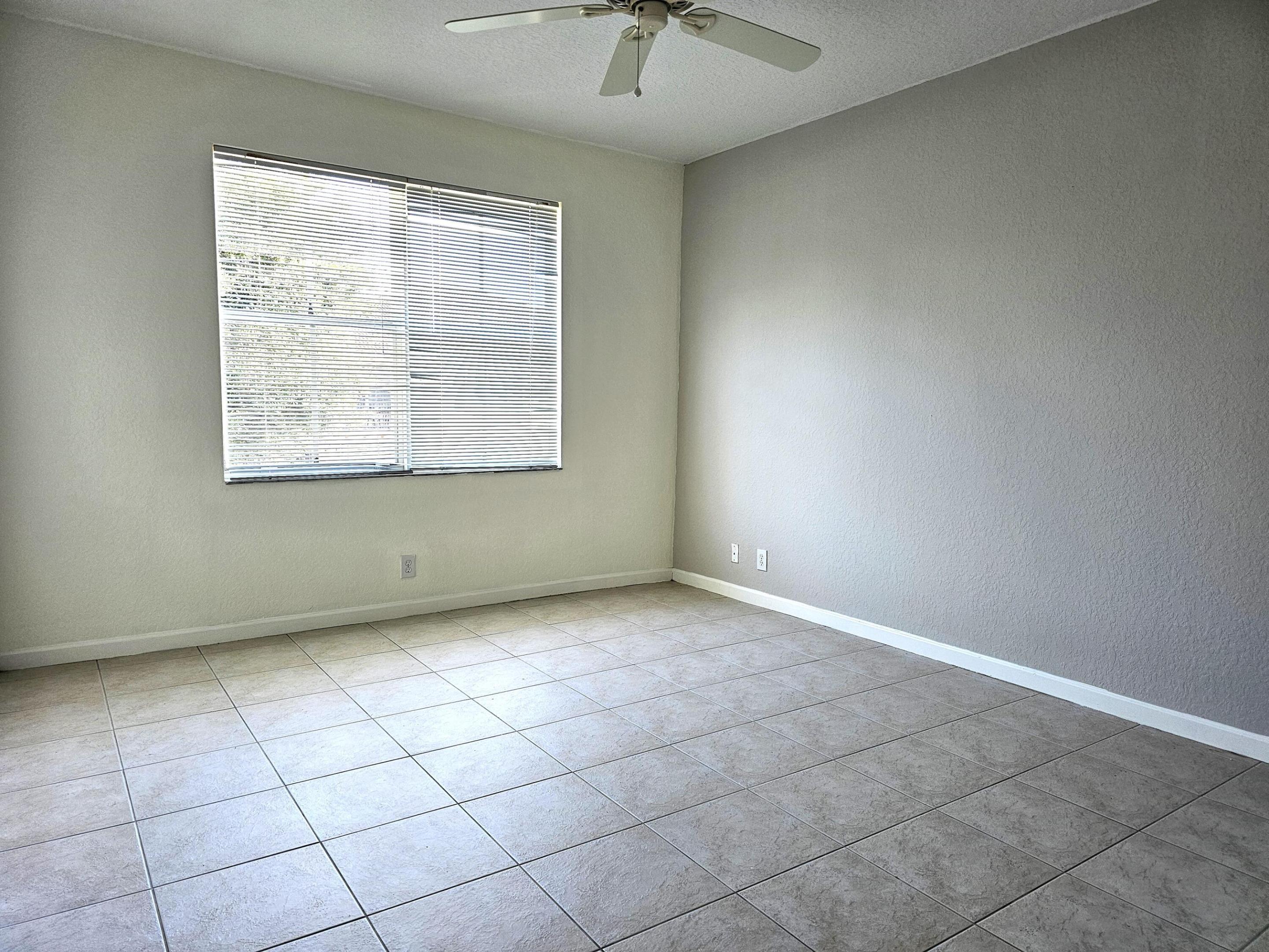 3569 Forest Hill Boulevard 104 Property Photo 13