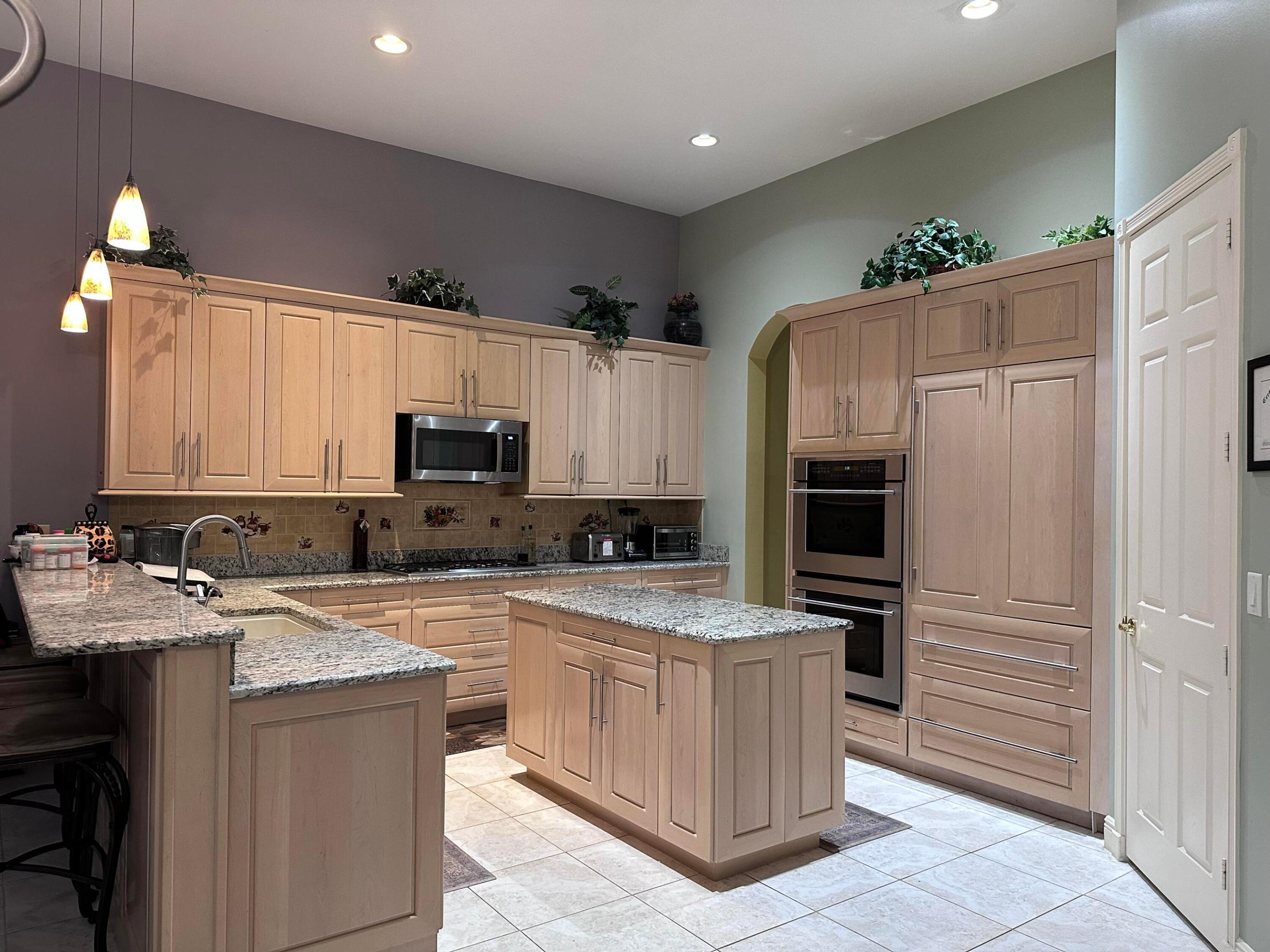 8041 E Via Grande Property Photo 5