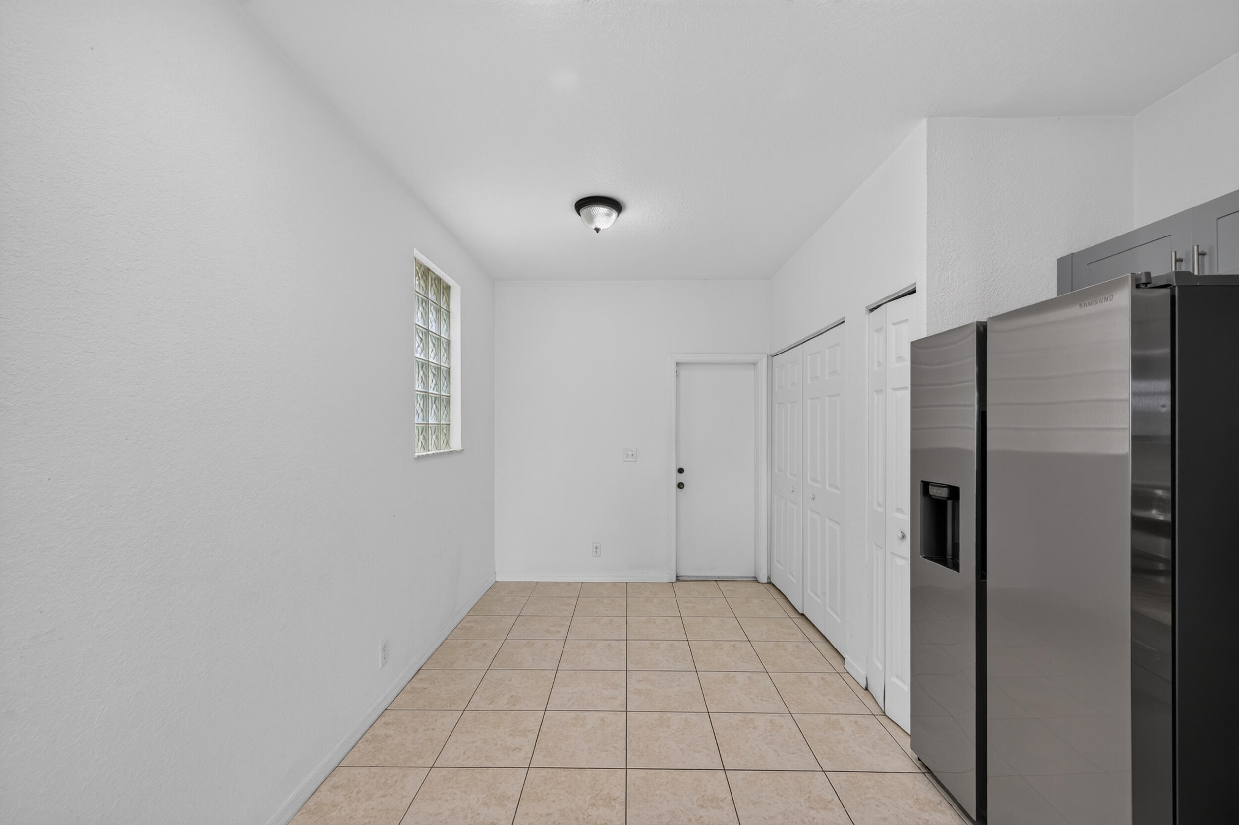 2391 Pasadena Way Property Photo 16