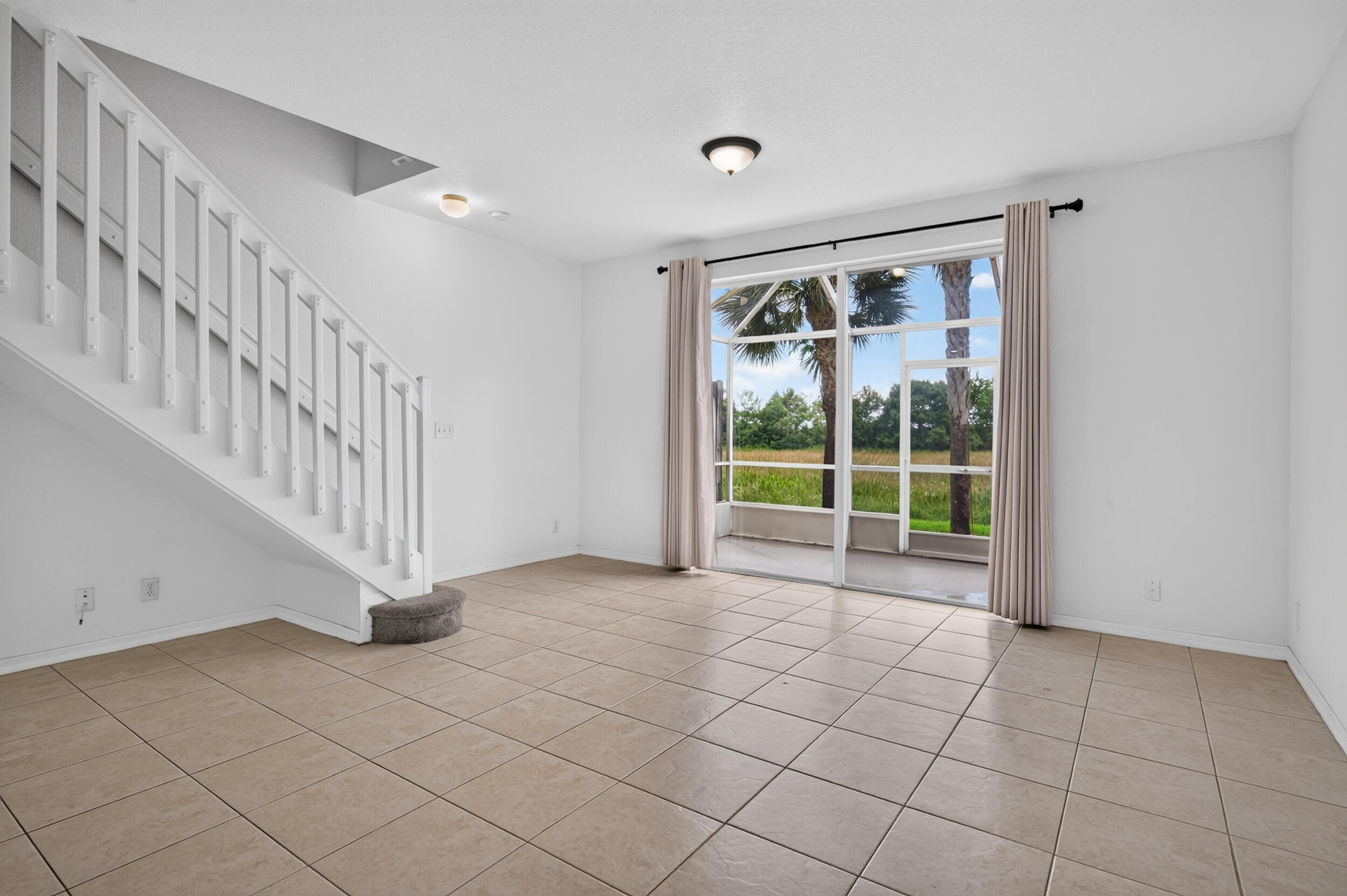 2391 Pasadena Way Property Photo 19