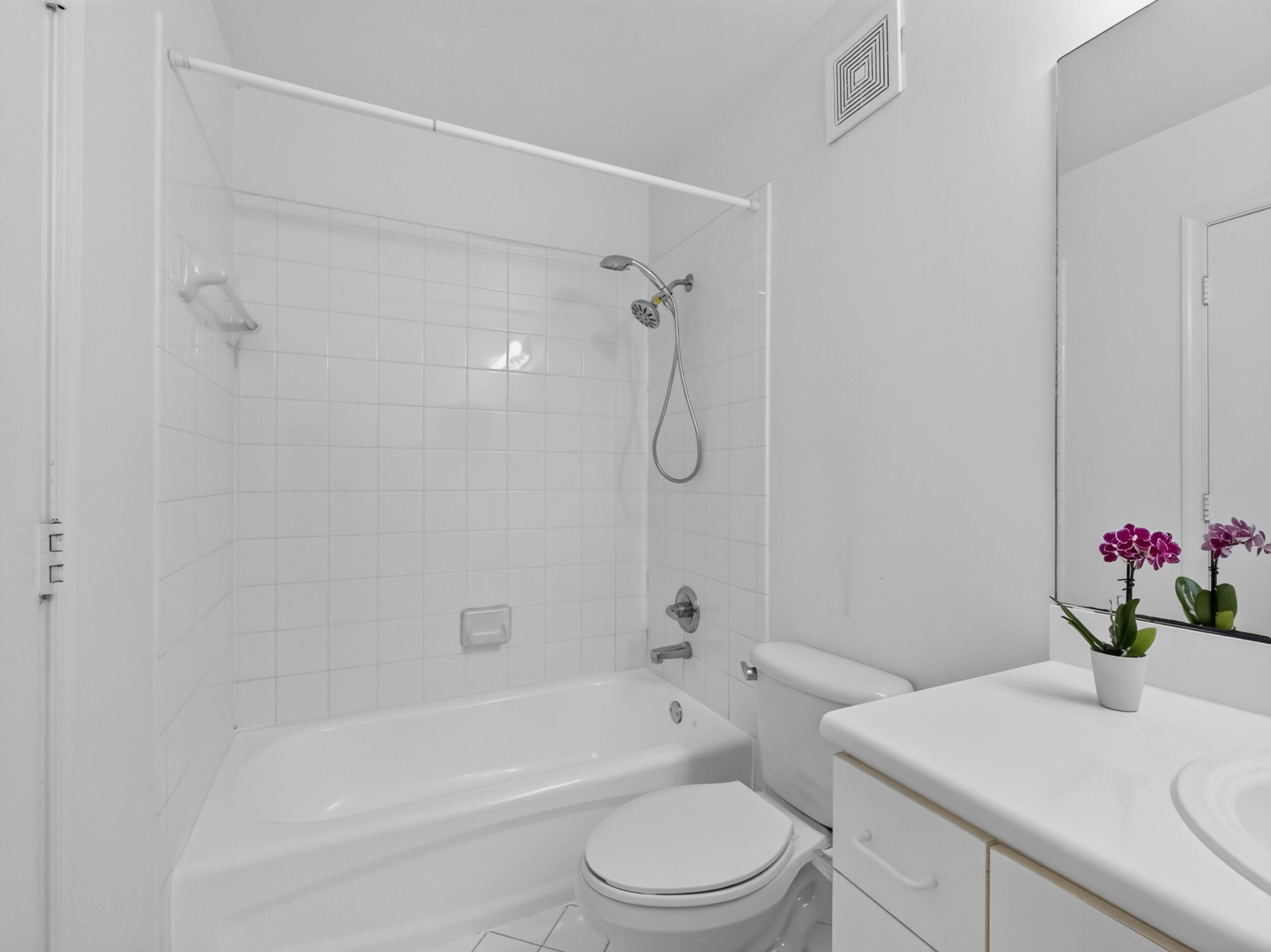 2391 Pasadena Way Property Photo 31