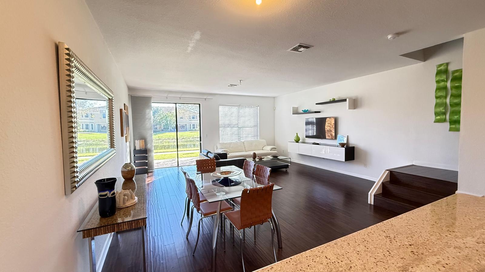 10355 Wellington Parc Drive Property Photo 15