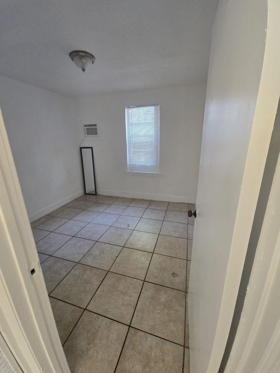 5431 Nw 30th Avenue Property Photo 8