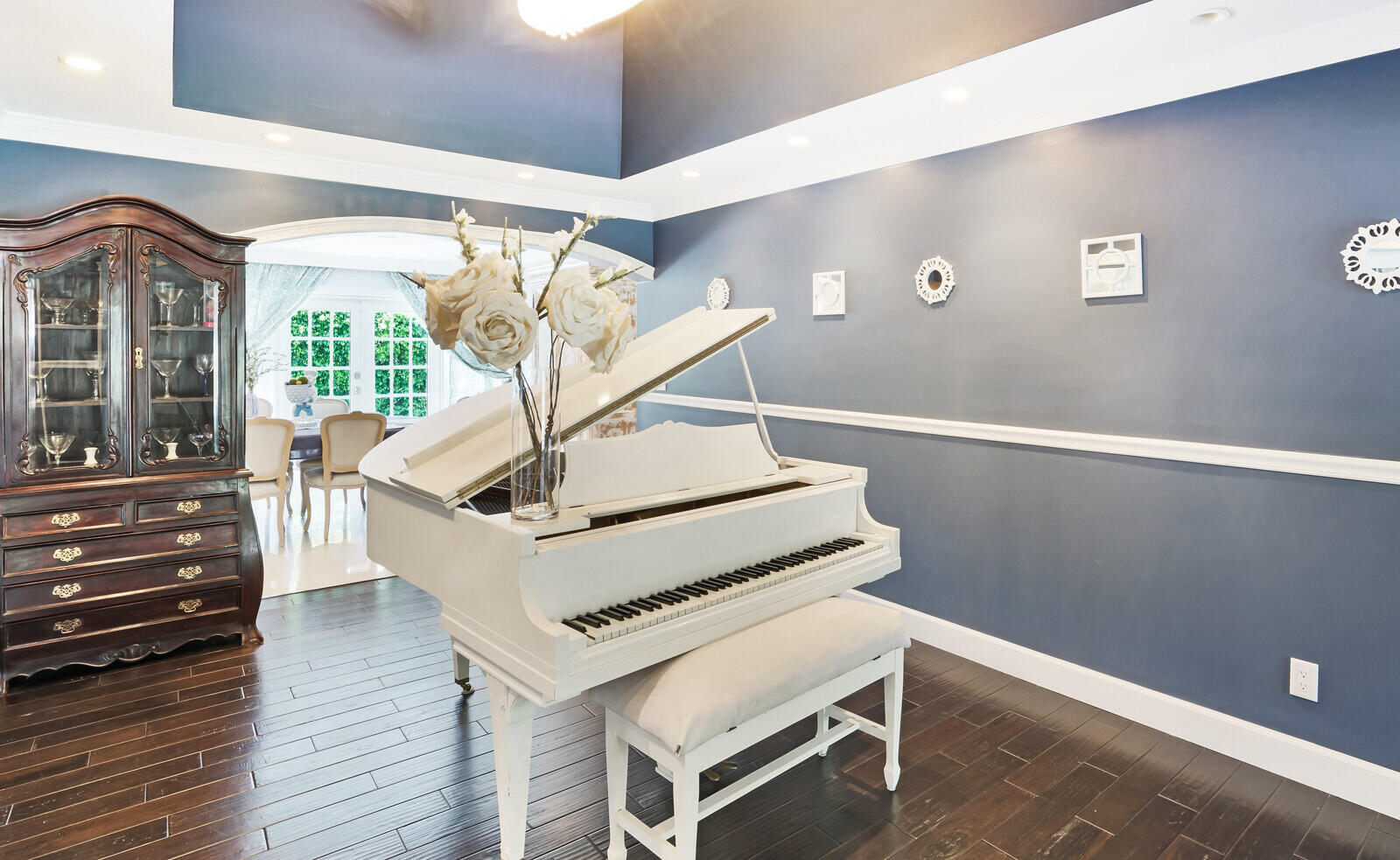 17 E Ocean Avenue Property Photo 11